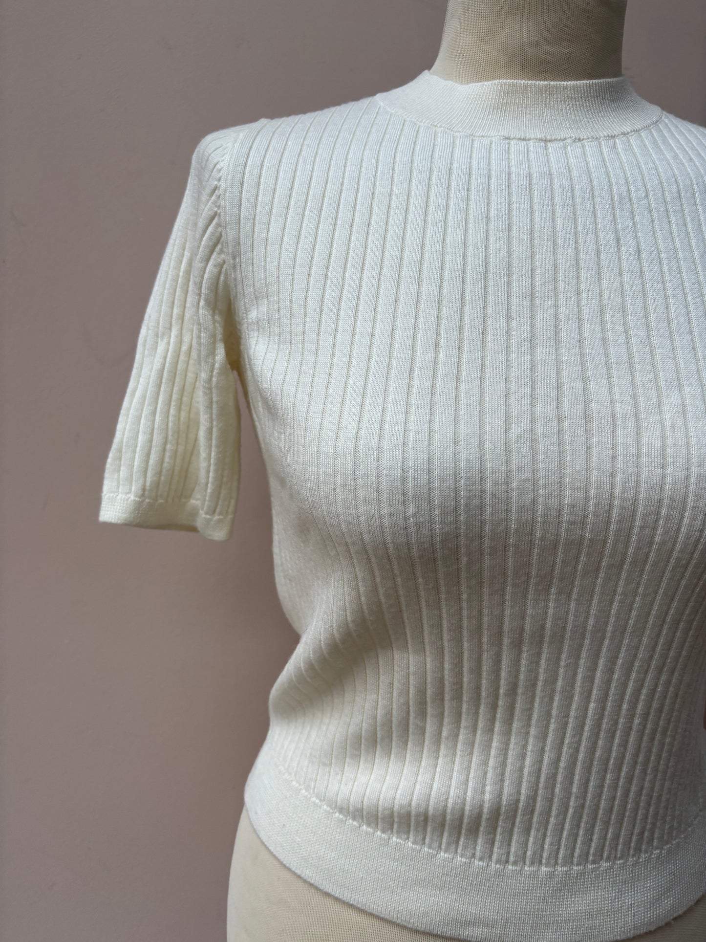 Cream 100% wool ribbed under layer size S/M