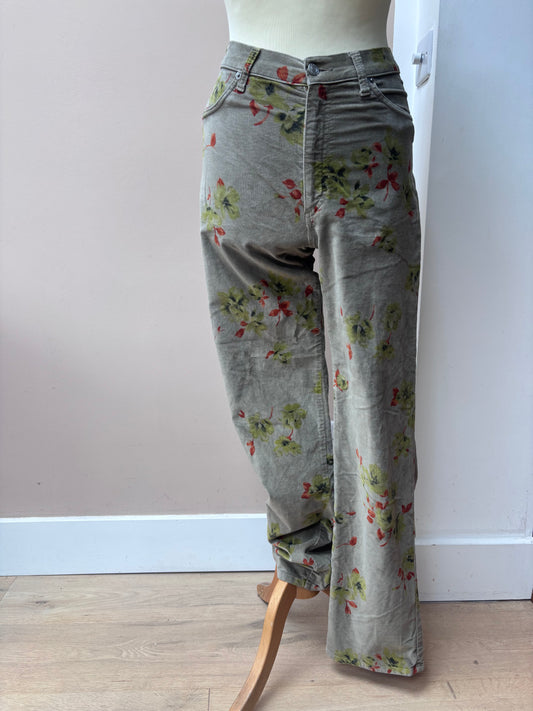 Vintage stretchy grey floral trousers size 8/10