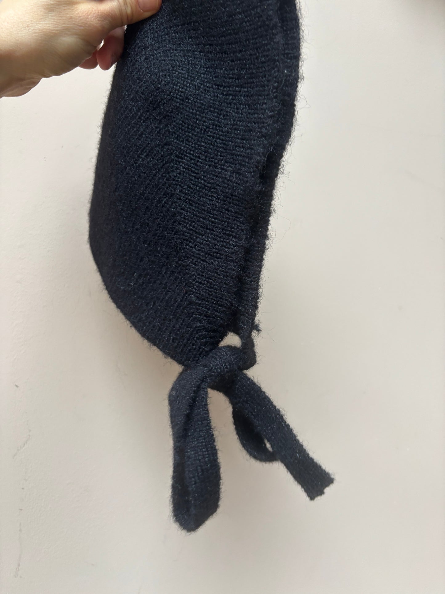 Black knitted bonnet one size
