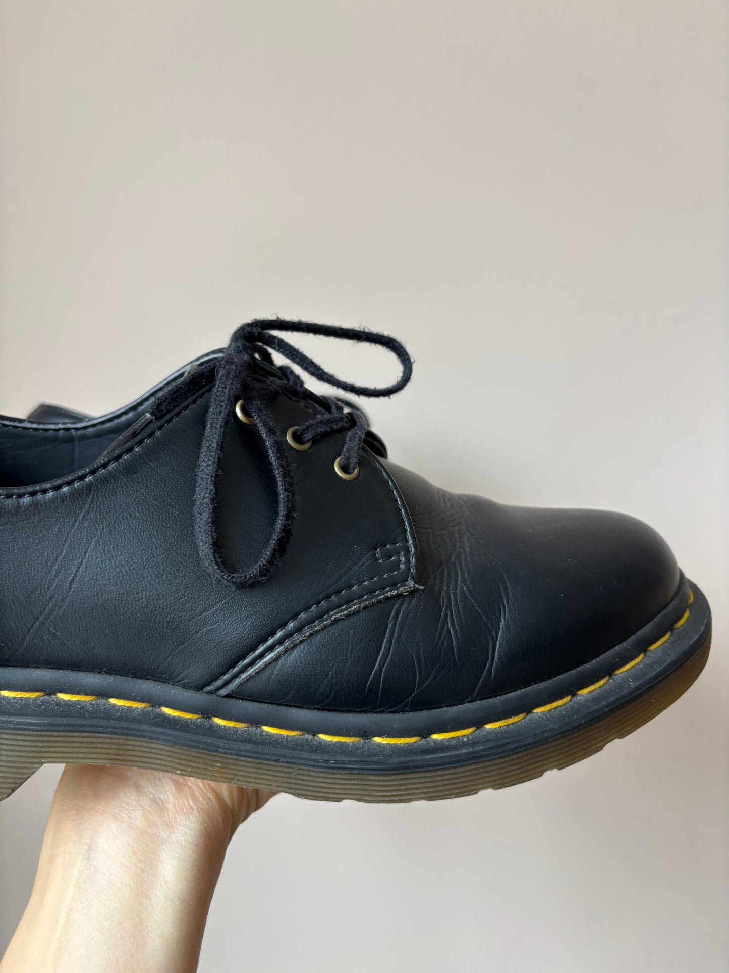 Classic black Doc Martens size UK5