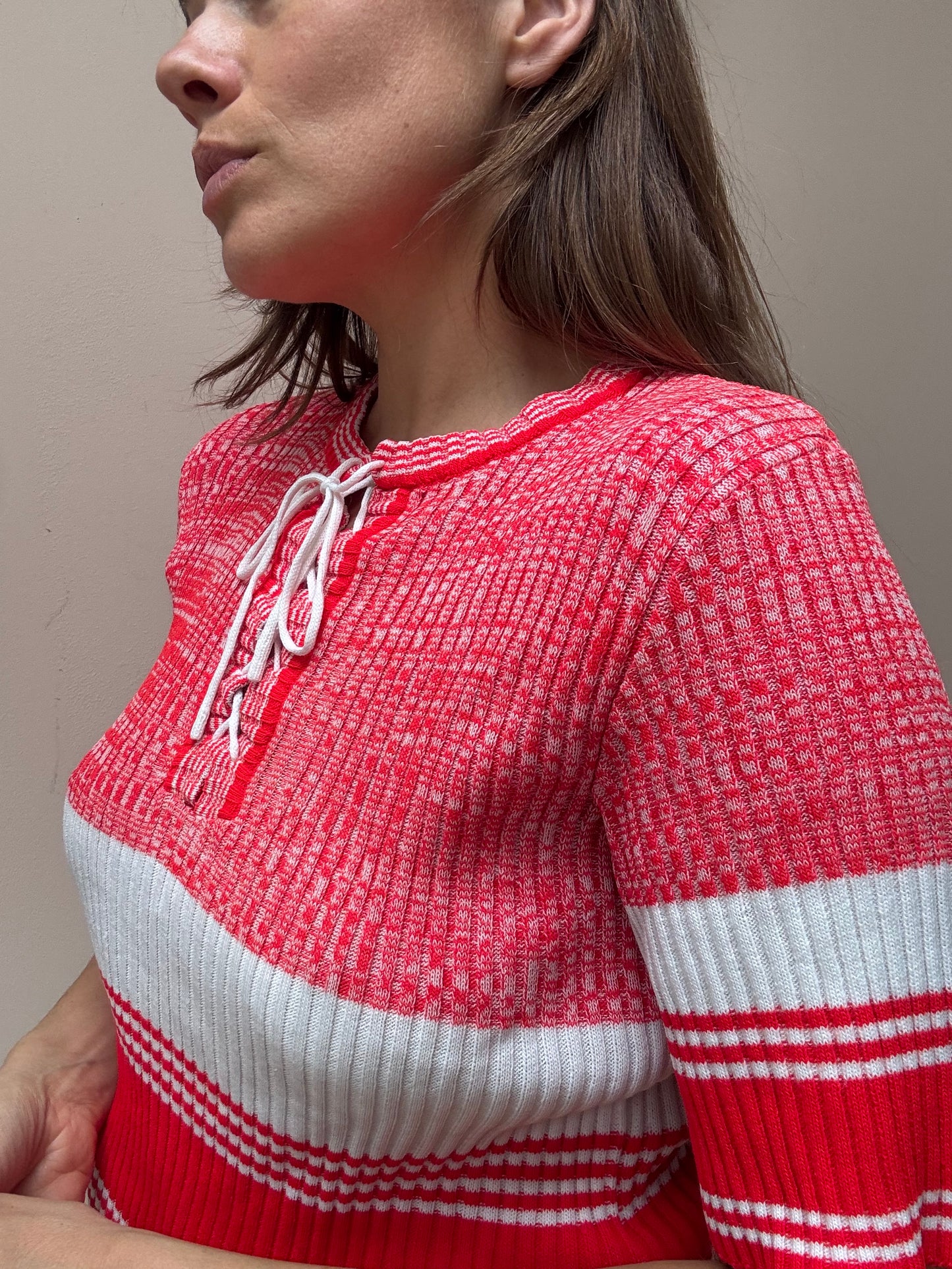 Vintage red white tie neck top size 10