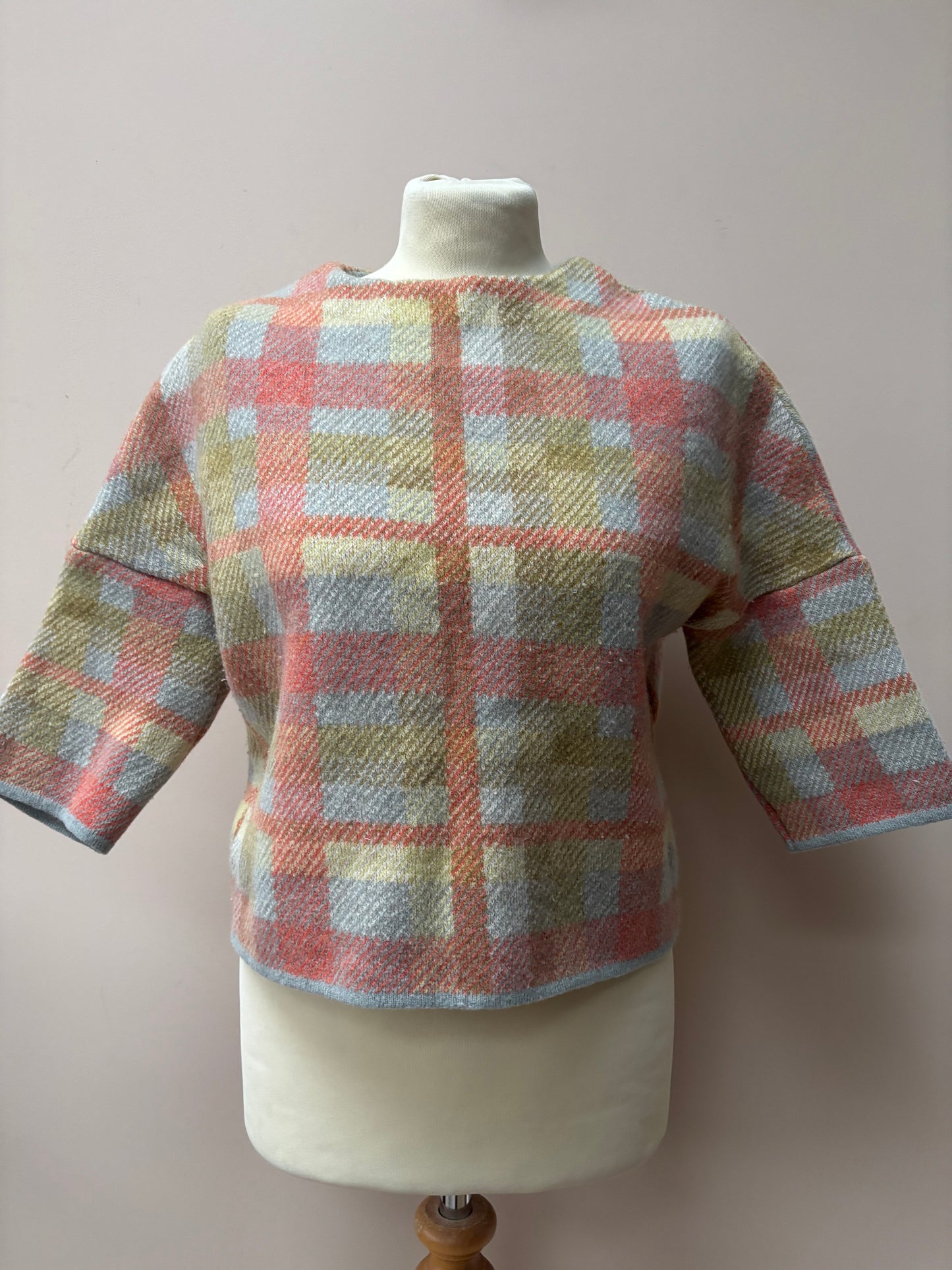 Toast 100% lambswool jumper size 8