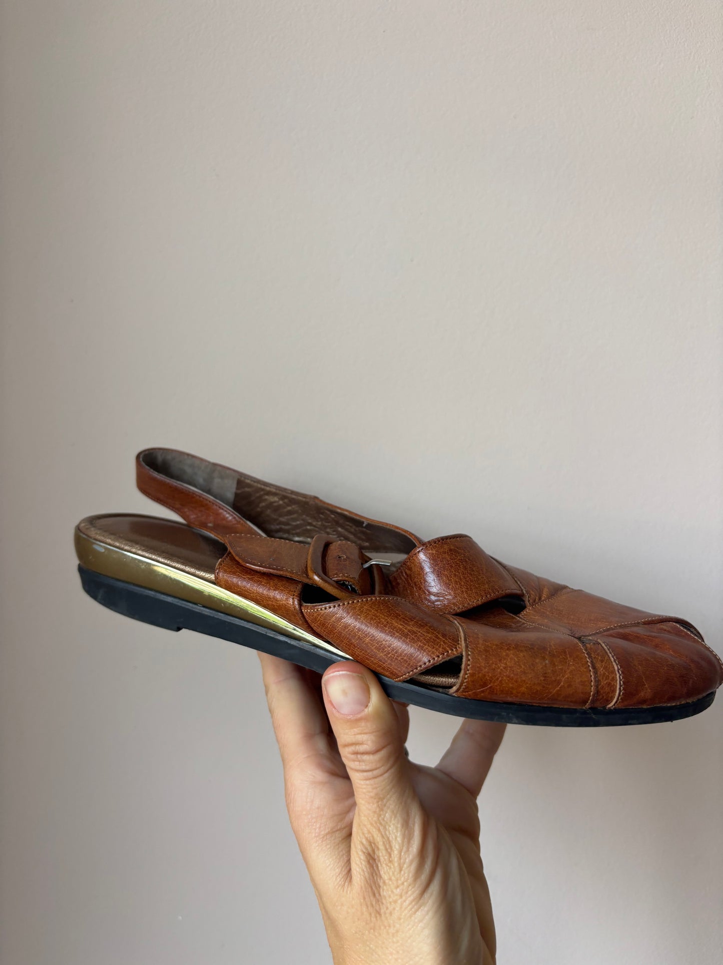 Vintage brown leather shoes size 5