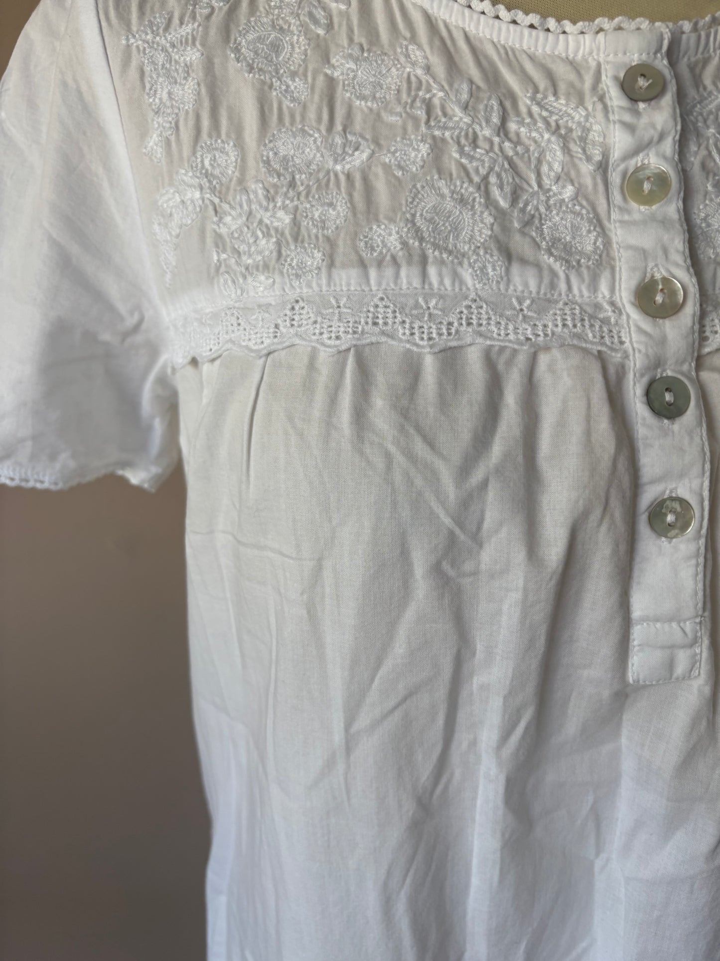 White 100% cotton long nightdress size Small