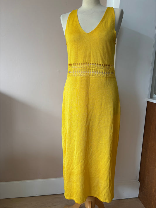 Yellow fine knit dress with cut out waist size Medium