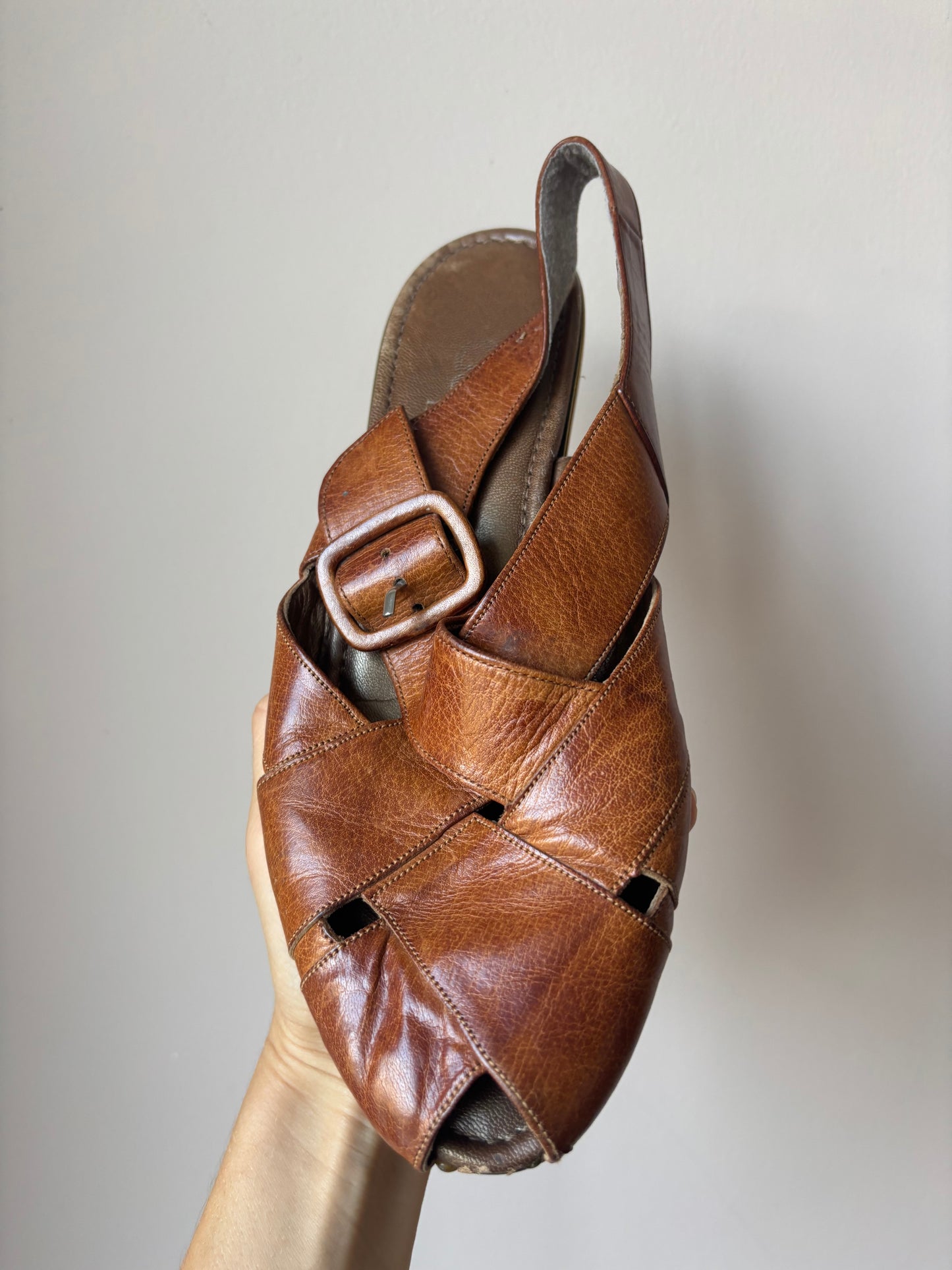 Vintage brown leather shoes size 5