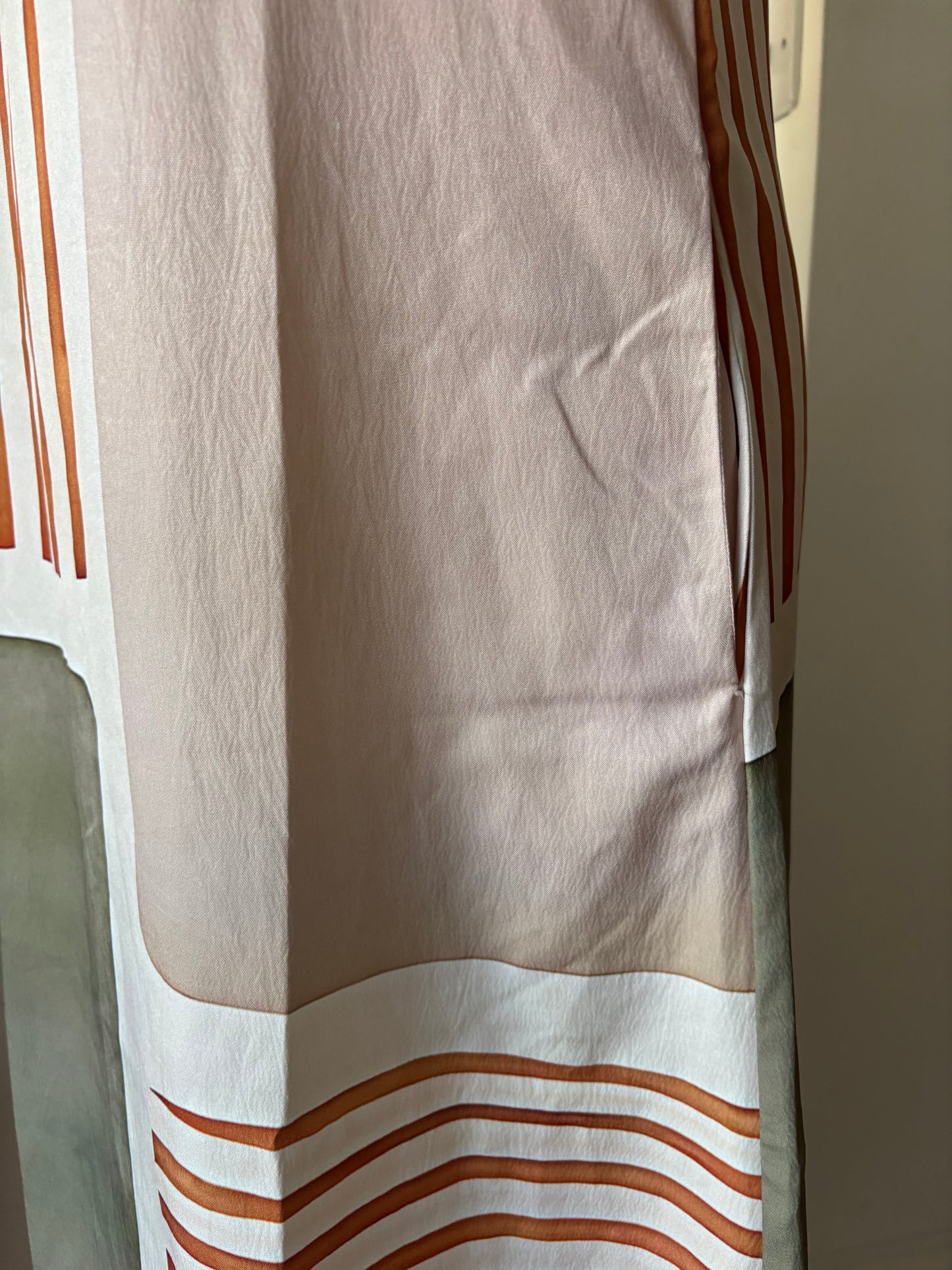 Silky feel dress size 8/10