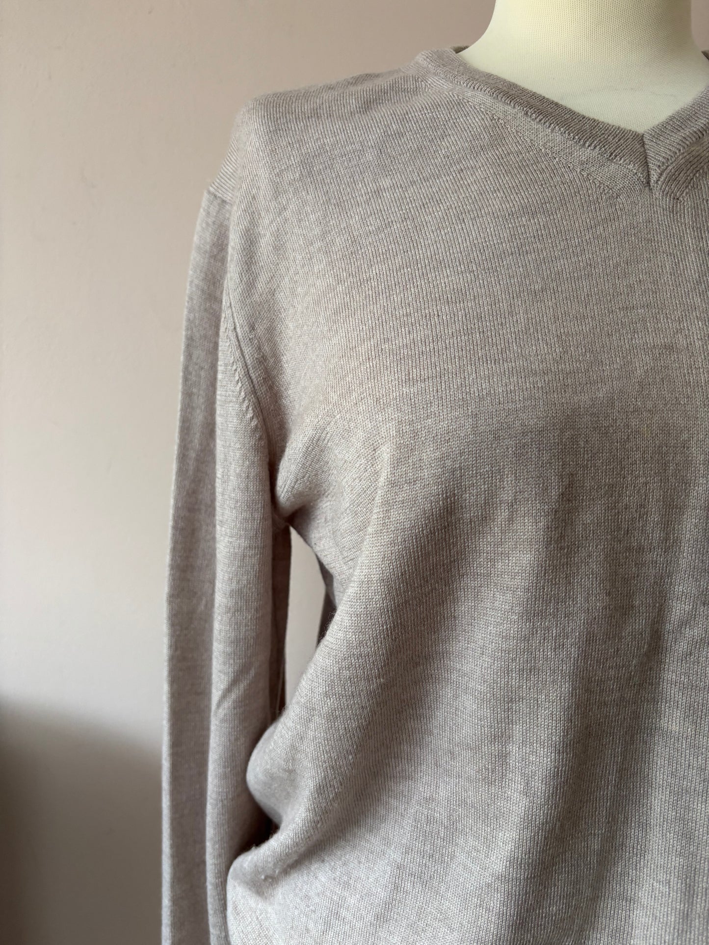 Beige 100% merino wool jumper size 10