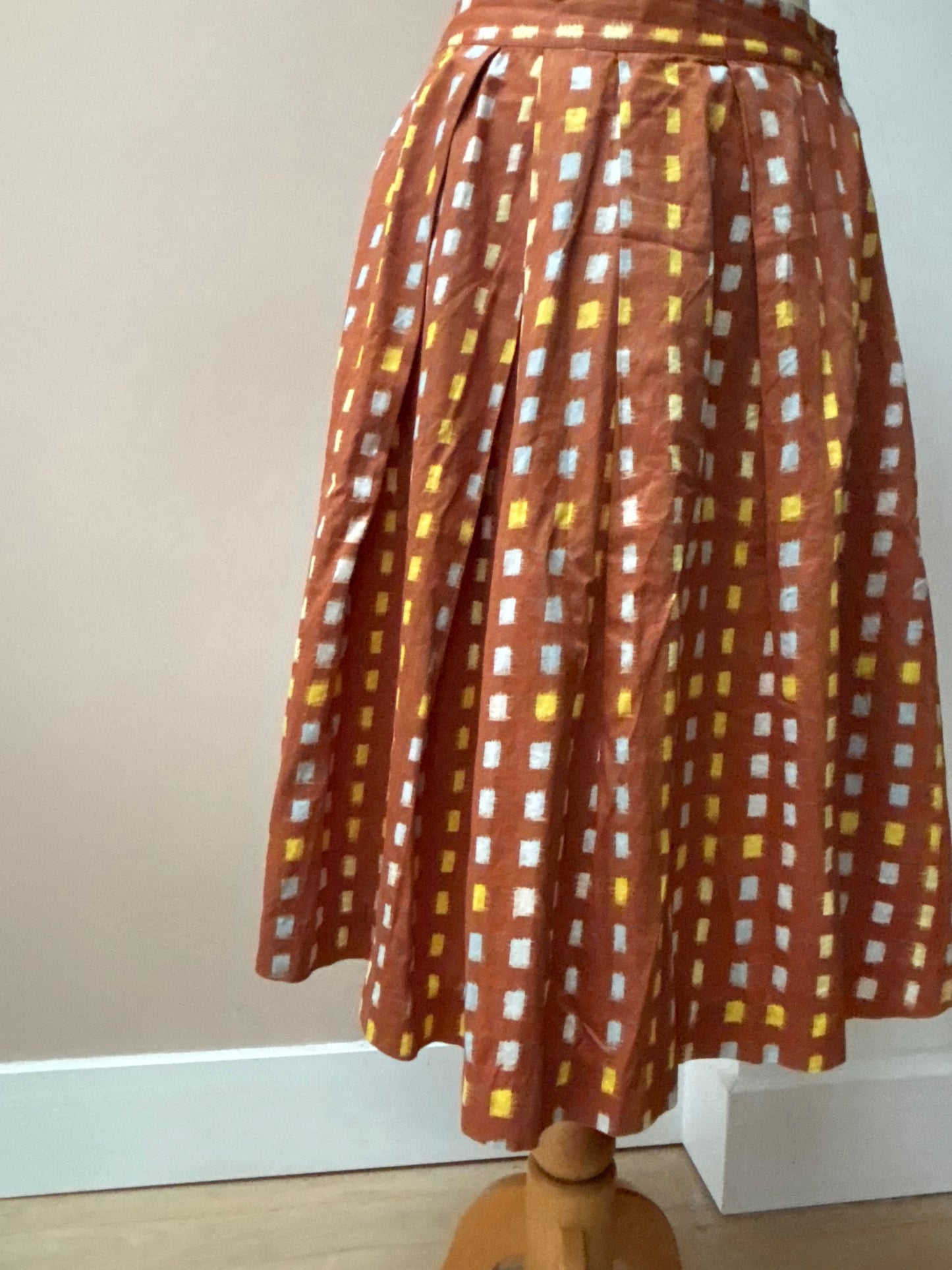 Toast patterned cotton skirt size 10