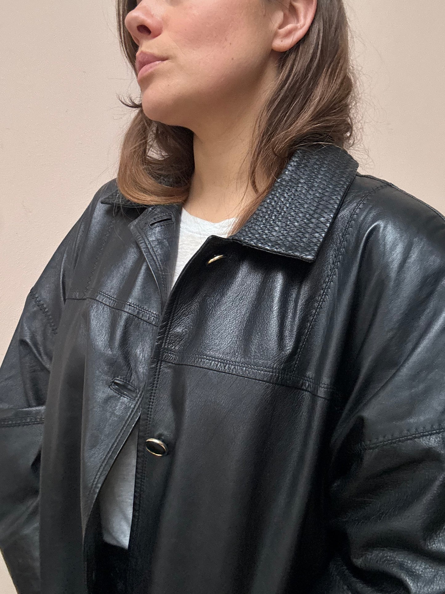 Vintage black leather jacket size 12-16