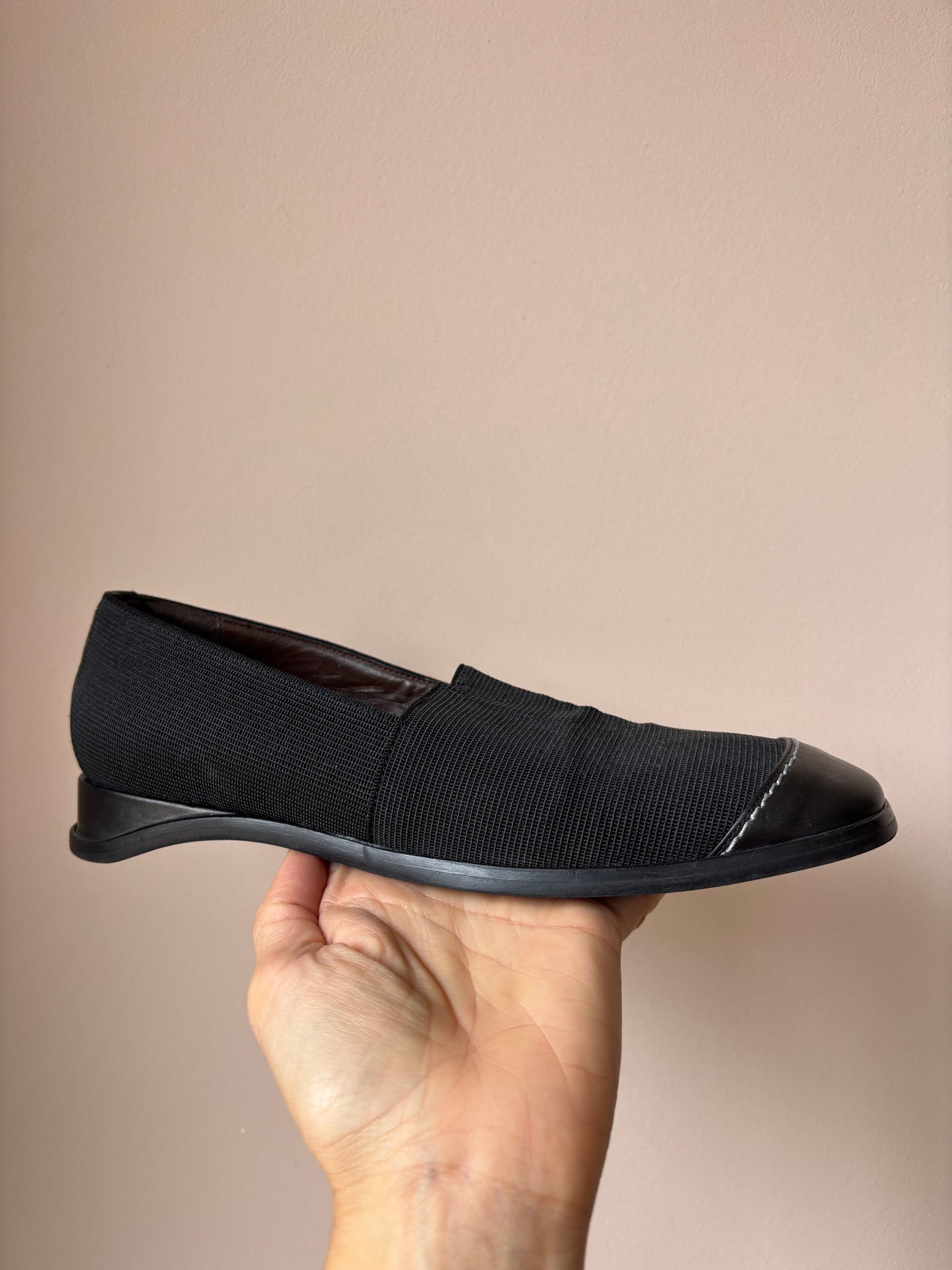 Vintage black shoes size UK4