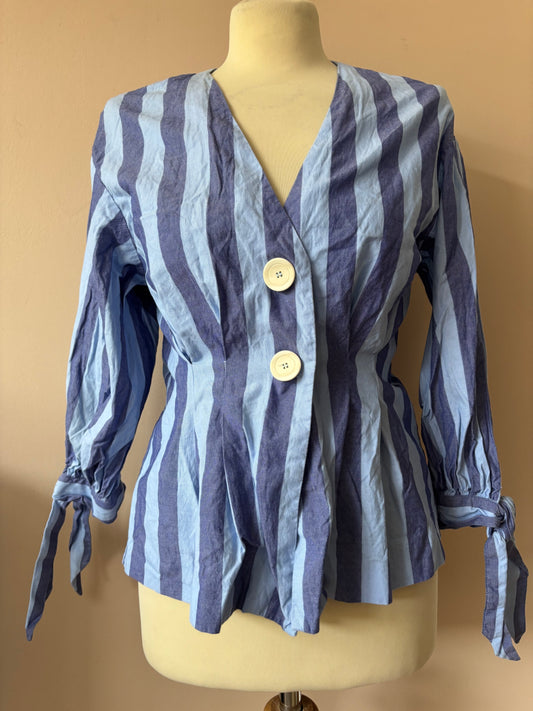 Blue striped top tie cuffs size 8/10