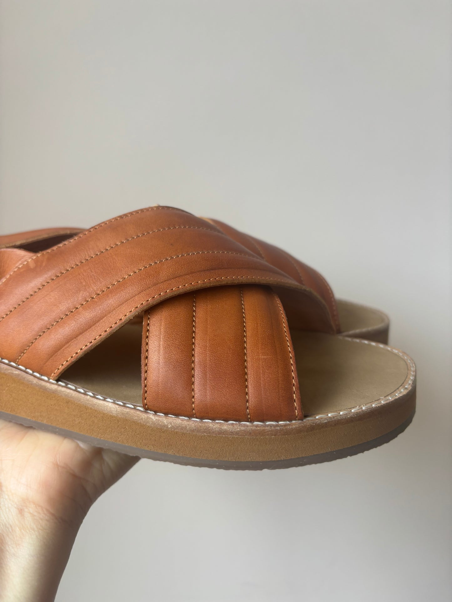 Tan leather flats size 40 (UK7)