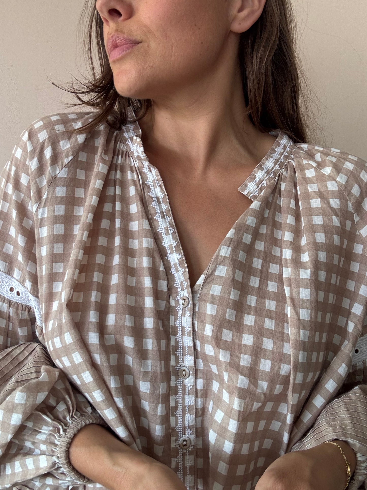 Beige white gingham puff sleeve 100% cotton blouse size 12/14