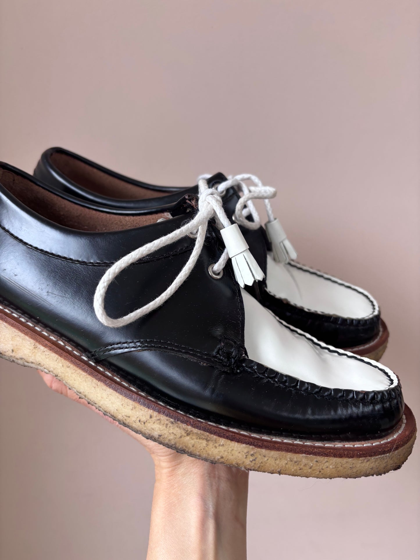 Weejuns black white loafers size UK6.5