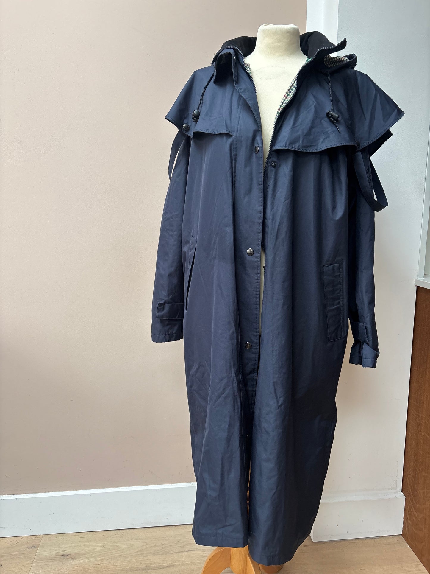 Vintage long navy waterproof jacket size 12/14