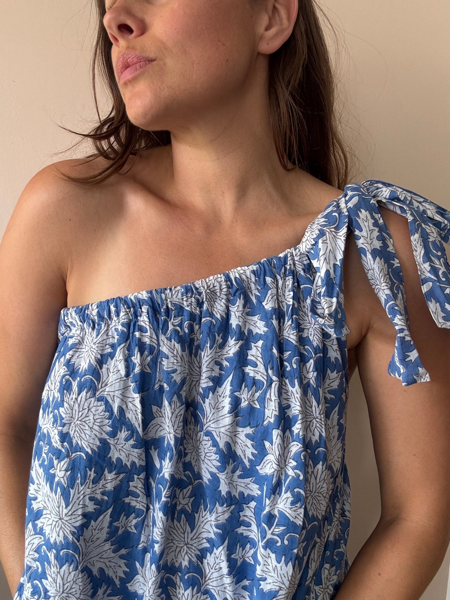 Patterned 100% cotton one shoulder dress size Medium