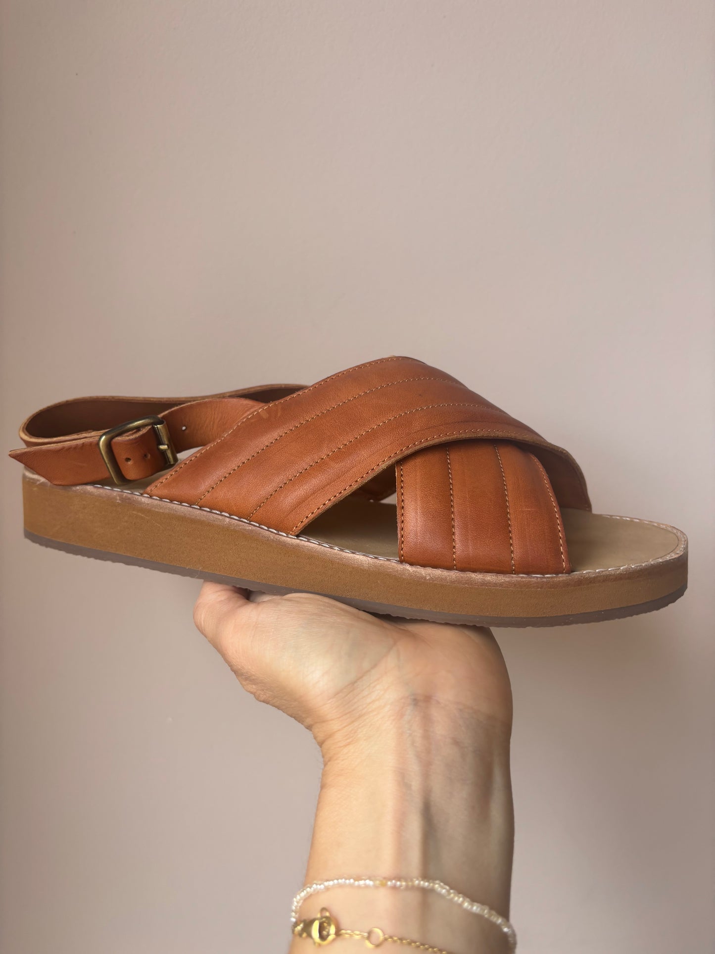 Tan leather flats size 40 (UK7)