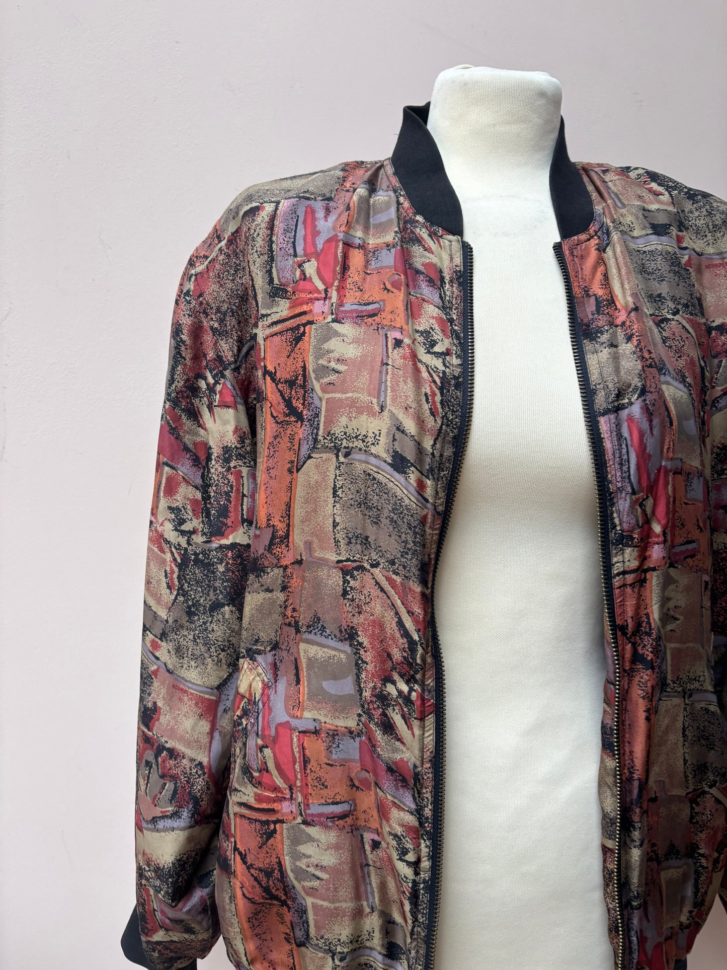 Vintage 100% silk bomber jacket size Medium