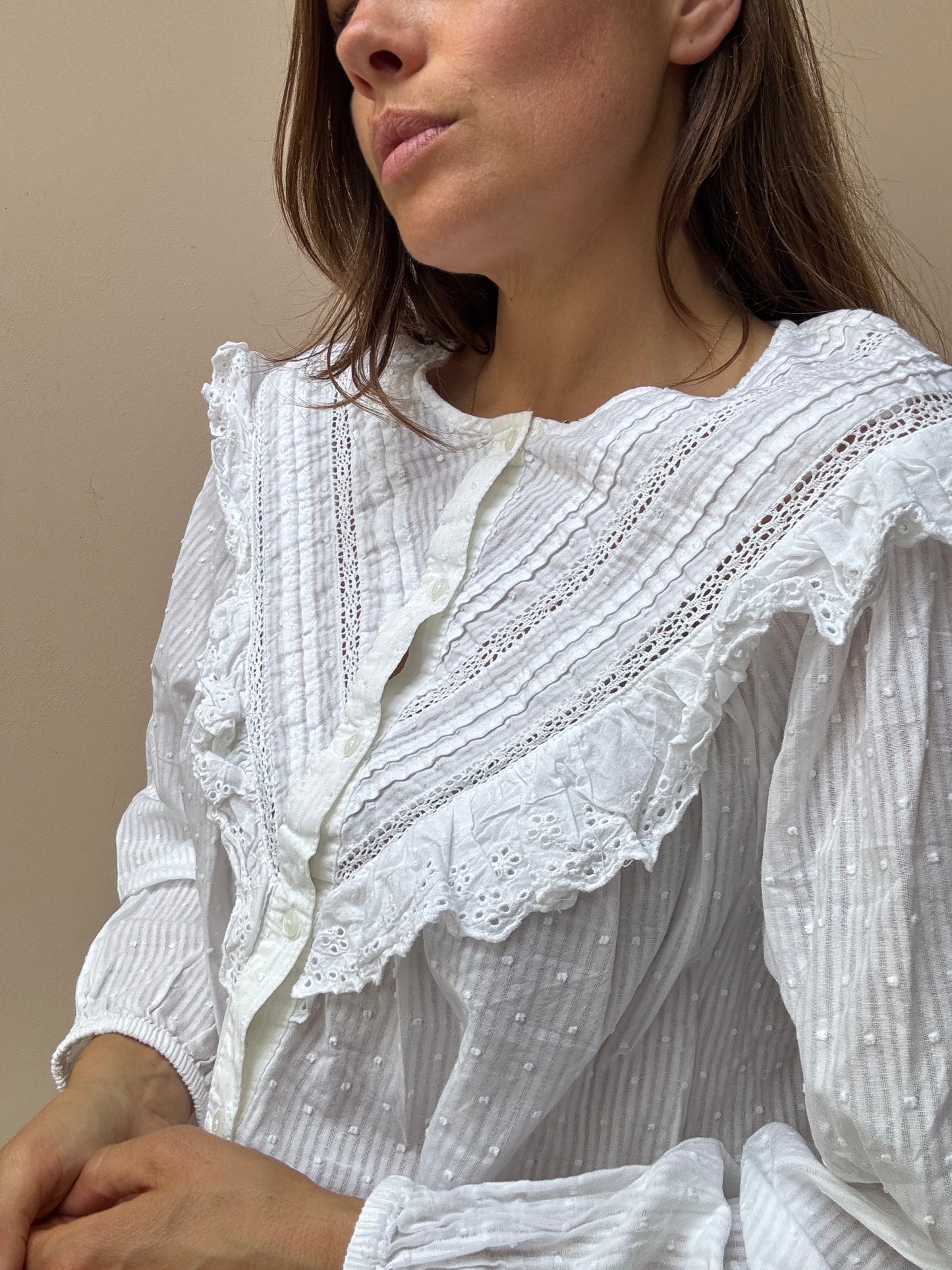 White cotton blouse size 14/16