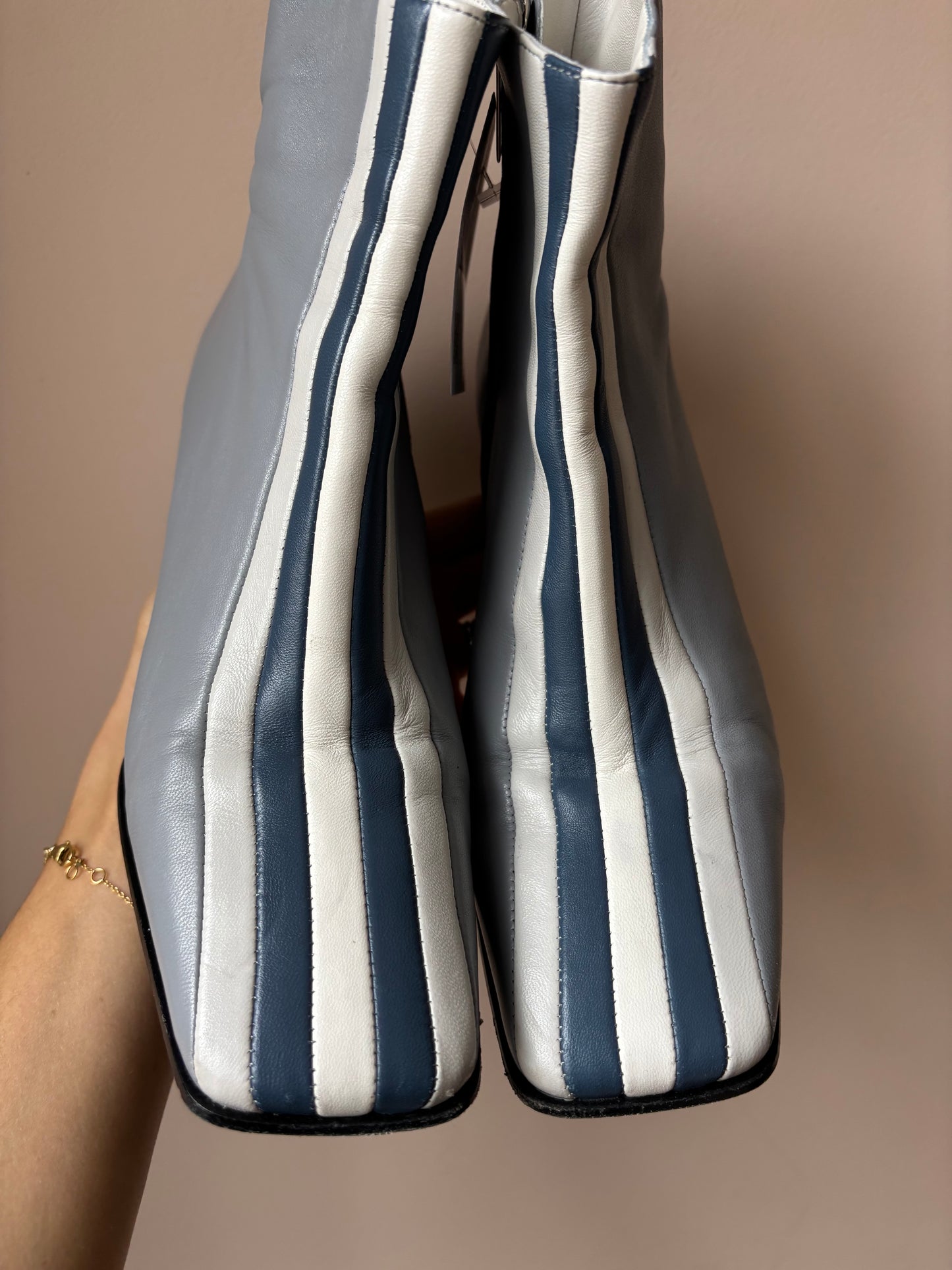 Striped pale blue leather boots size UK4
