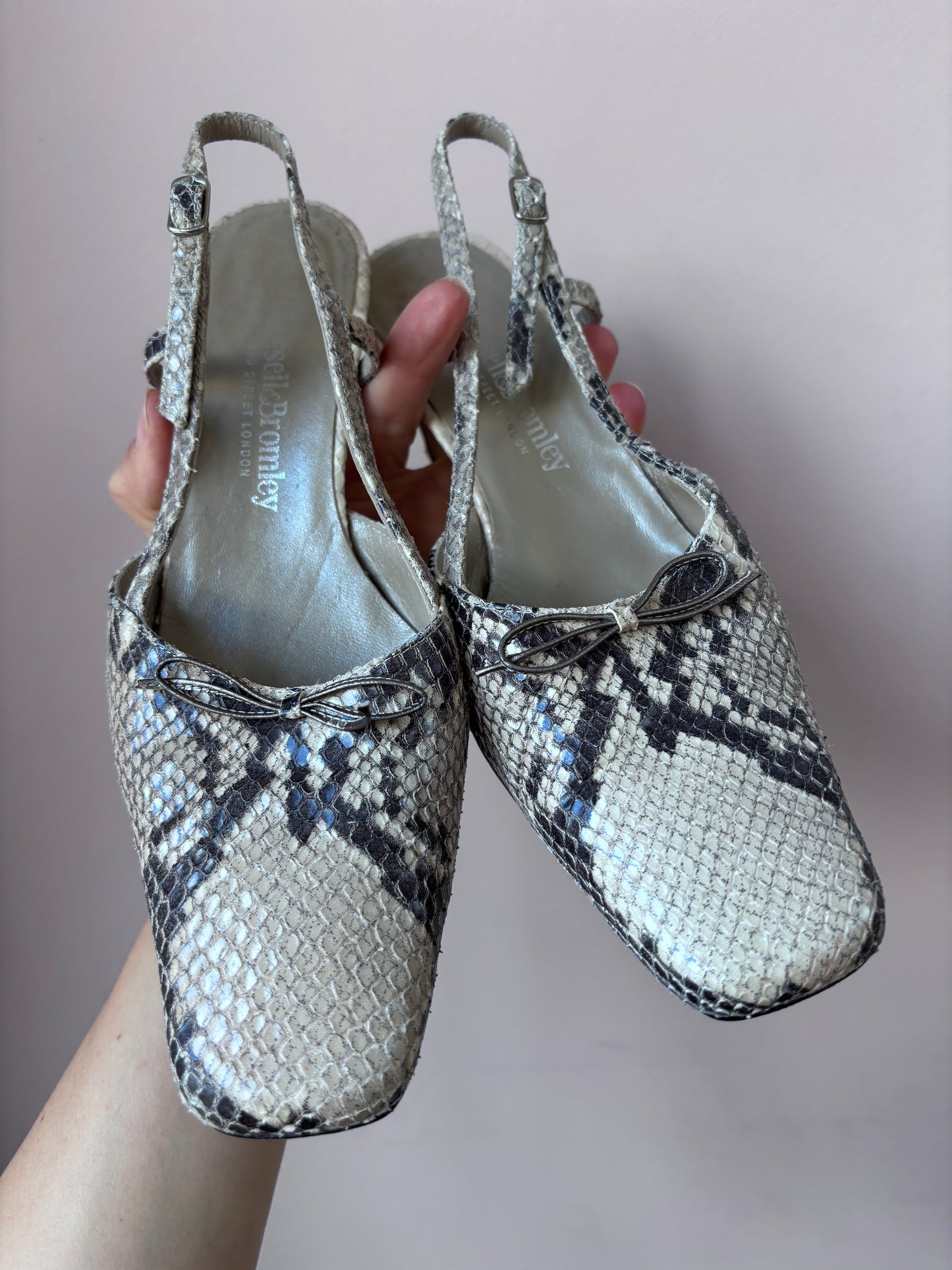 Russell & Bromley snakeskin heels size 5/6