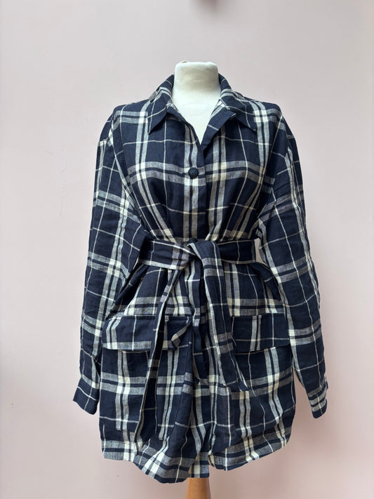 Vintage 100% linen check belted shirt jacket size 14/16