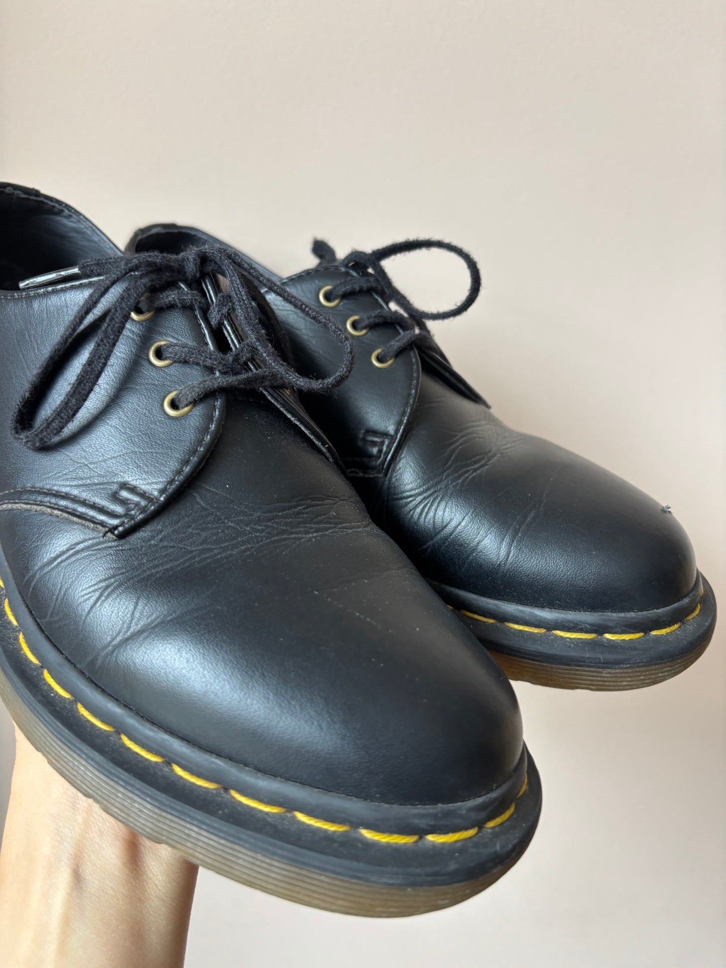 Classic black Doc Martens size UK5