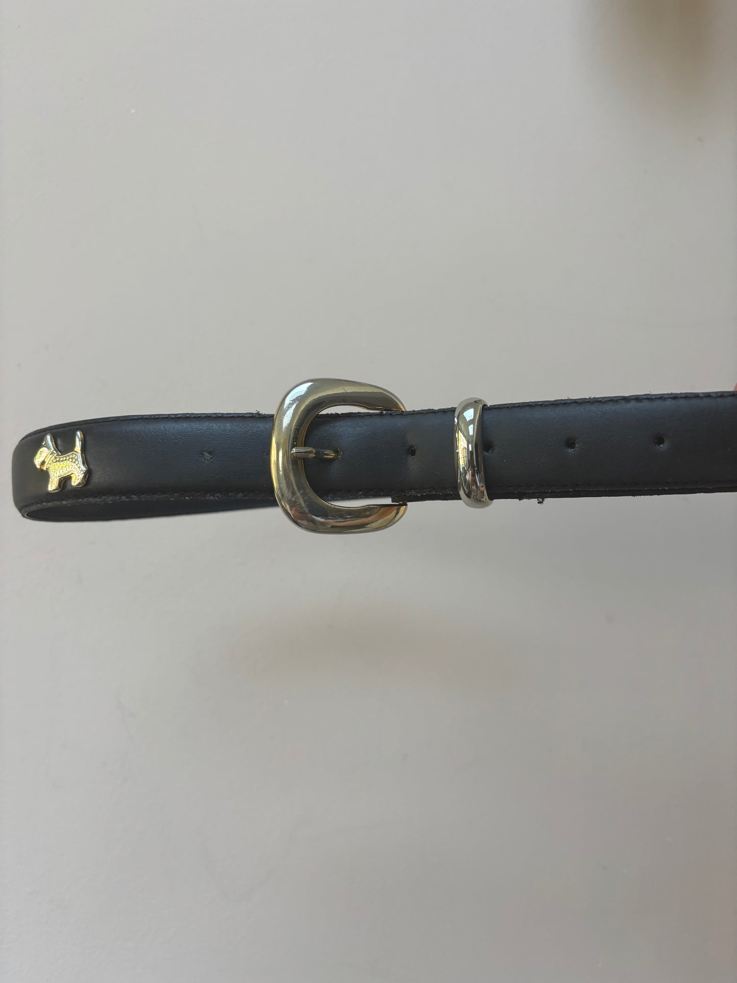 Black leather belt with dogs on size Small