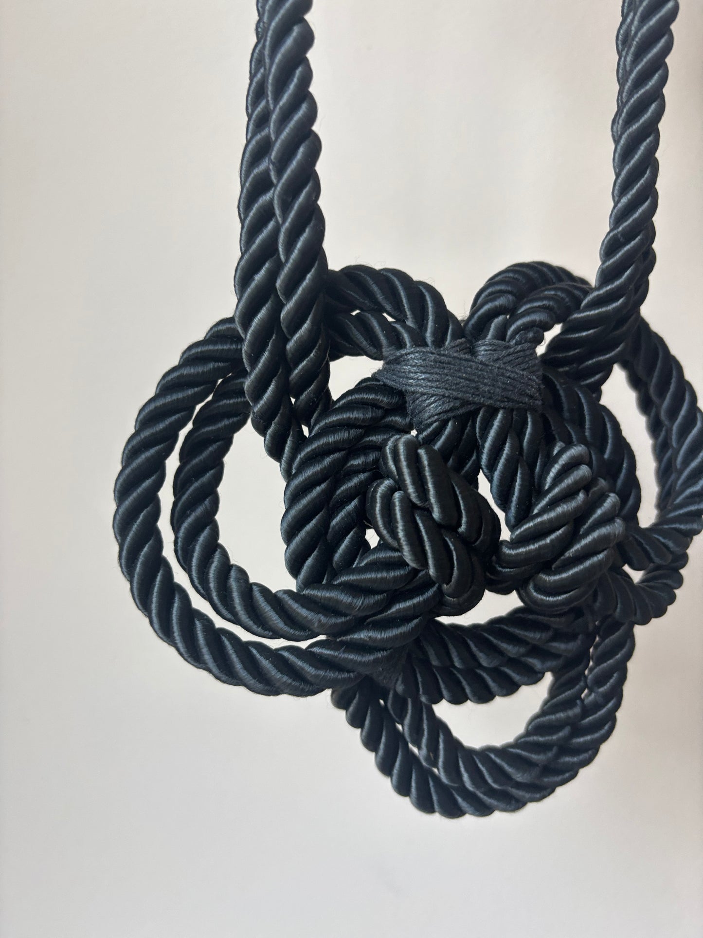 Black rope knotted oversized statement necklace