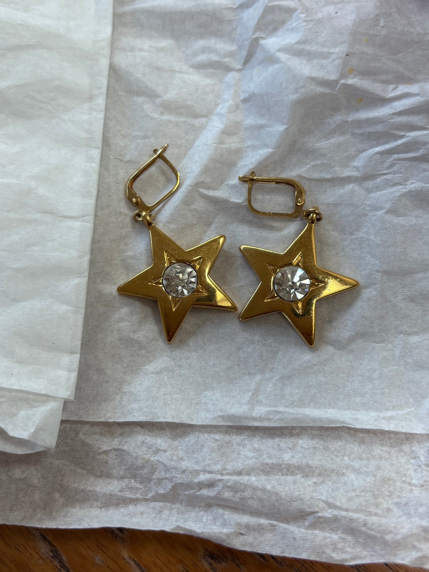 Gold star earrings