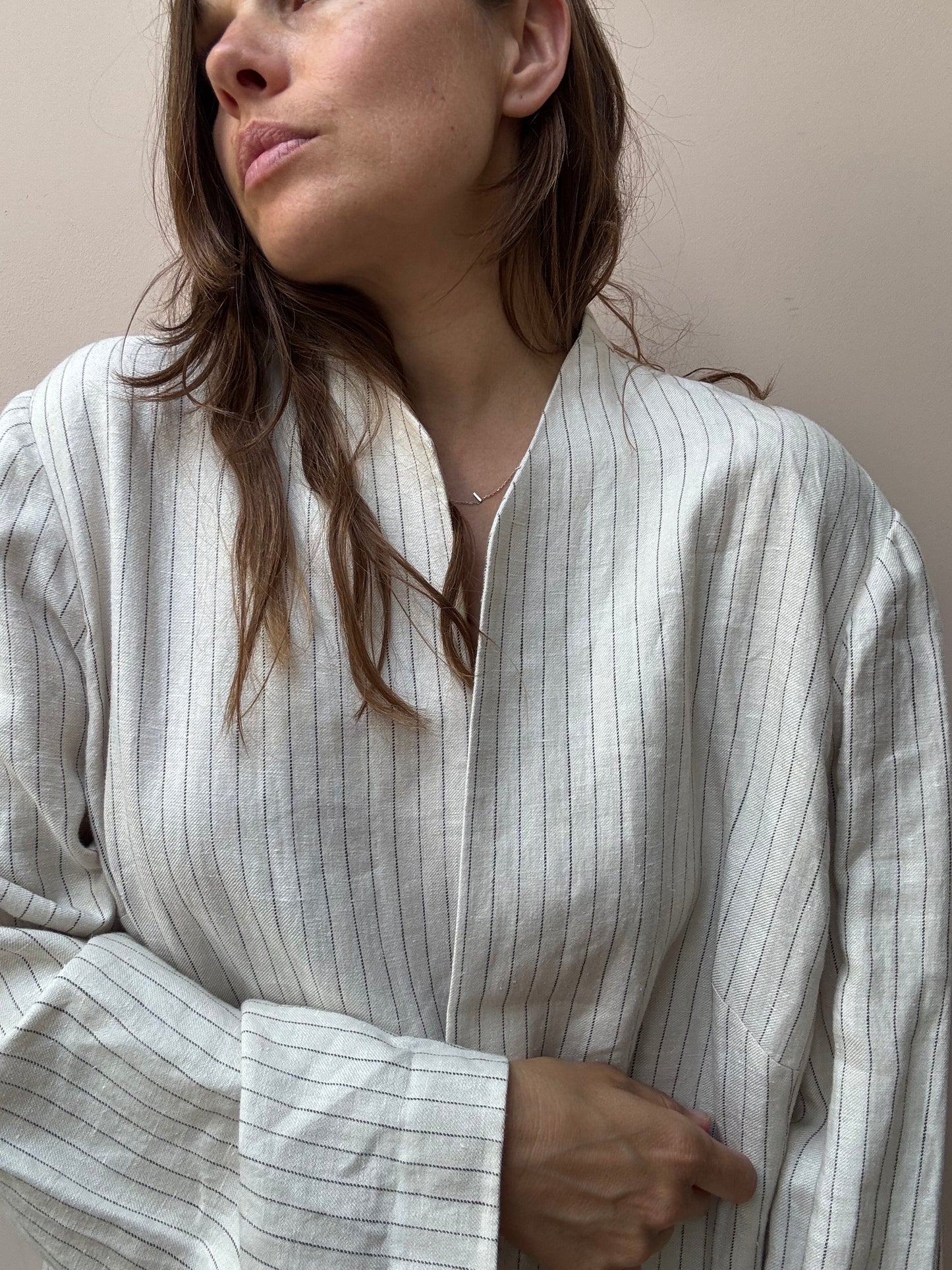 Beige pin stripe 100% linen long blazer size 18-22