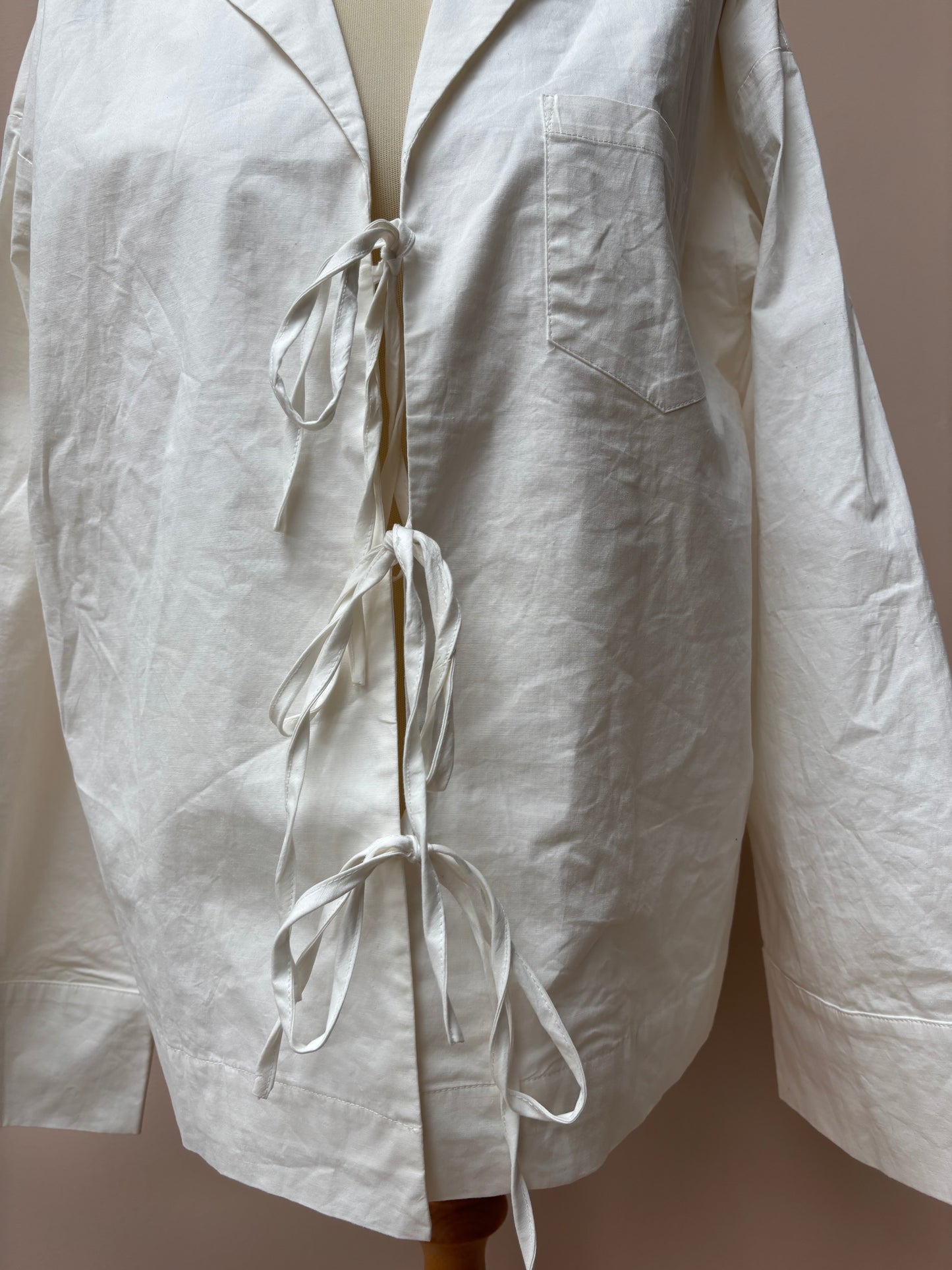 White front tie cotton shirt jacket size 12