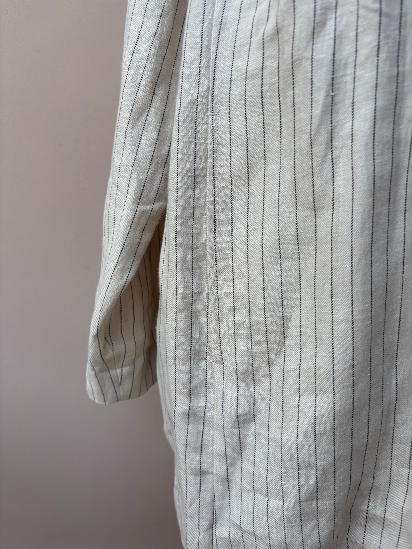 Beige pin stripe 100% linen long blazer size 18-22