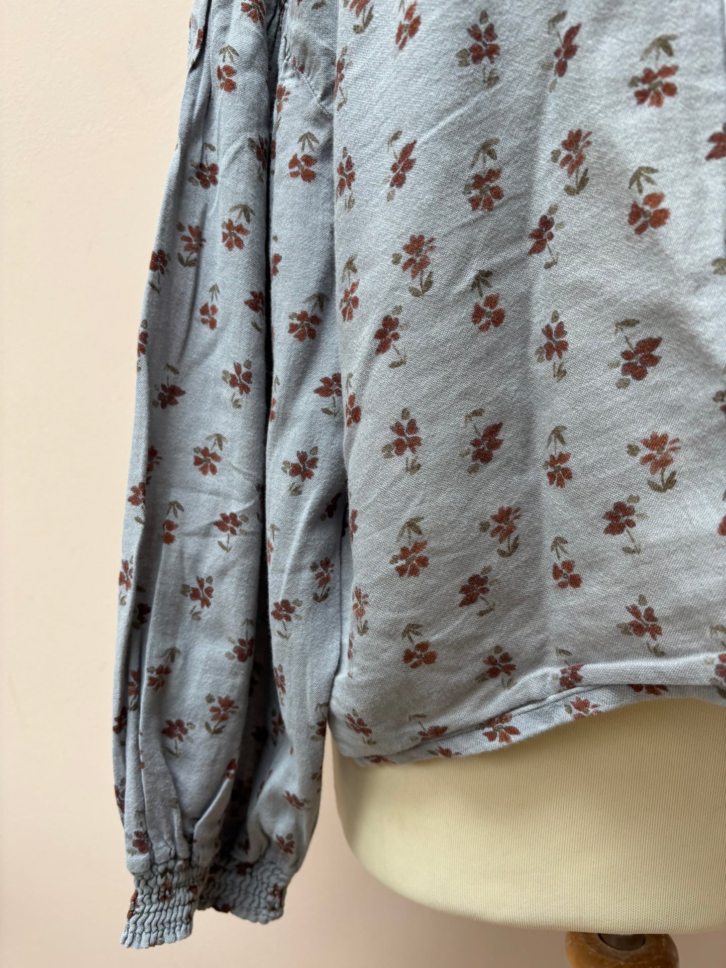 The New Society floral cotton blouse size Medium