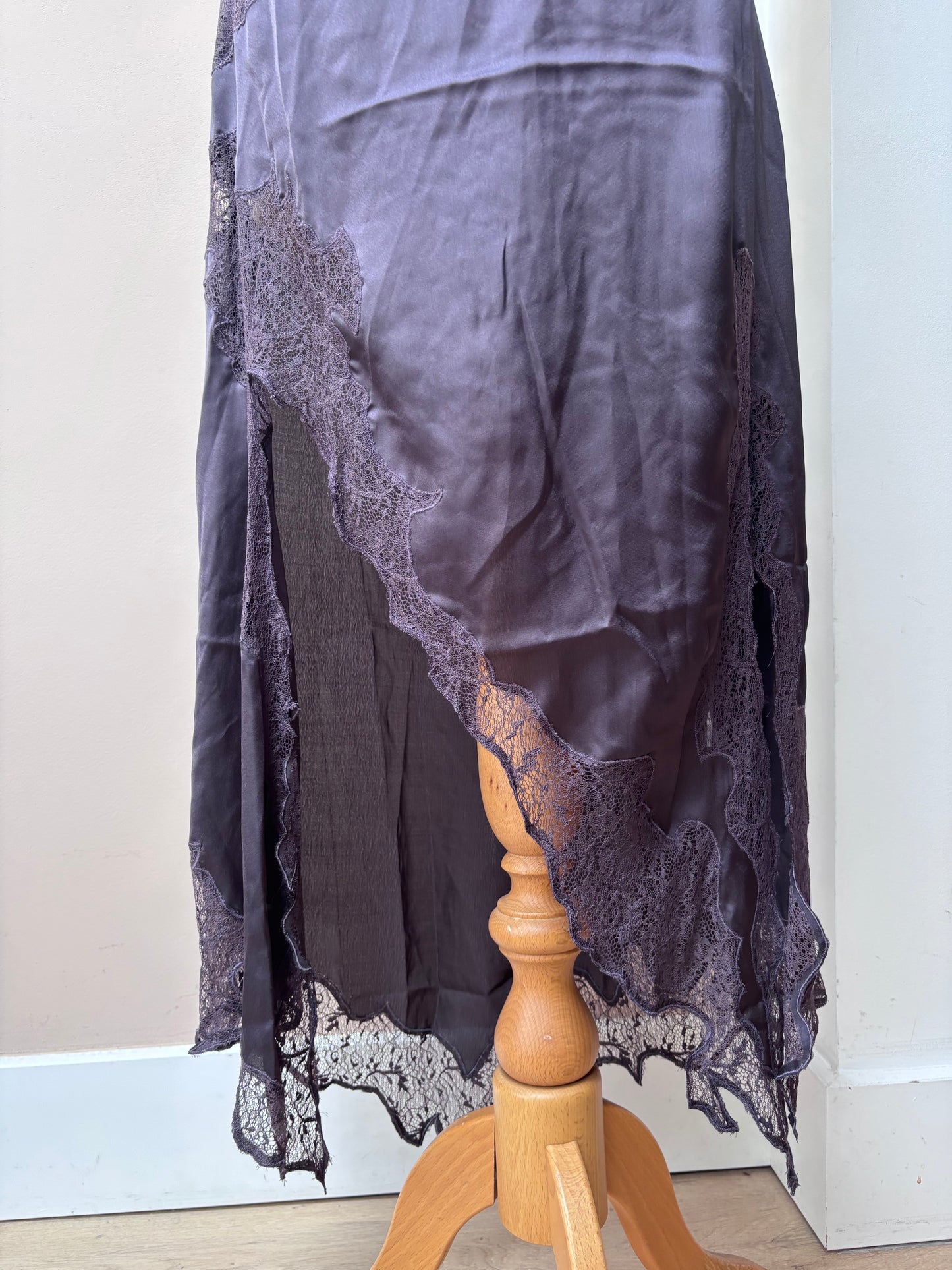 Dark purple lace satin skirt size 14 BNWT