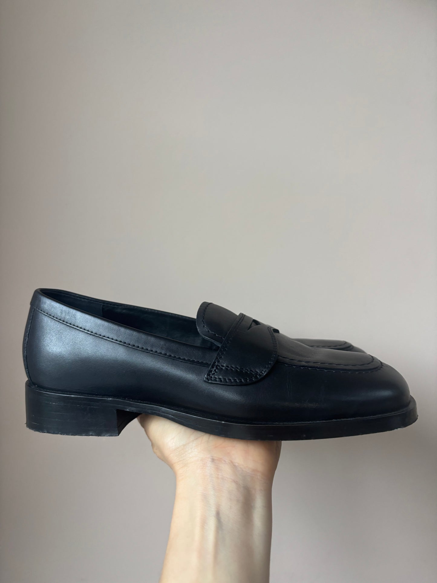Black leather brogues size 5.5