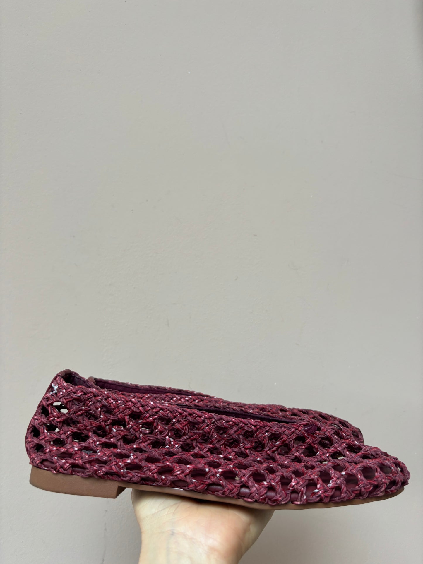 Burgundy woven flats size 38 UK5