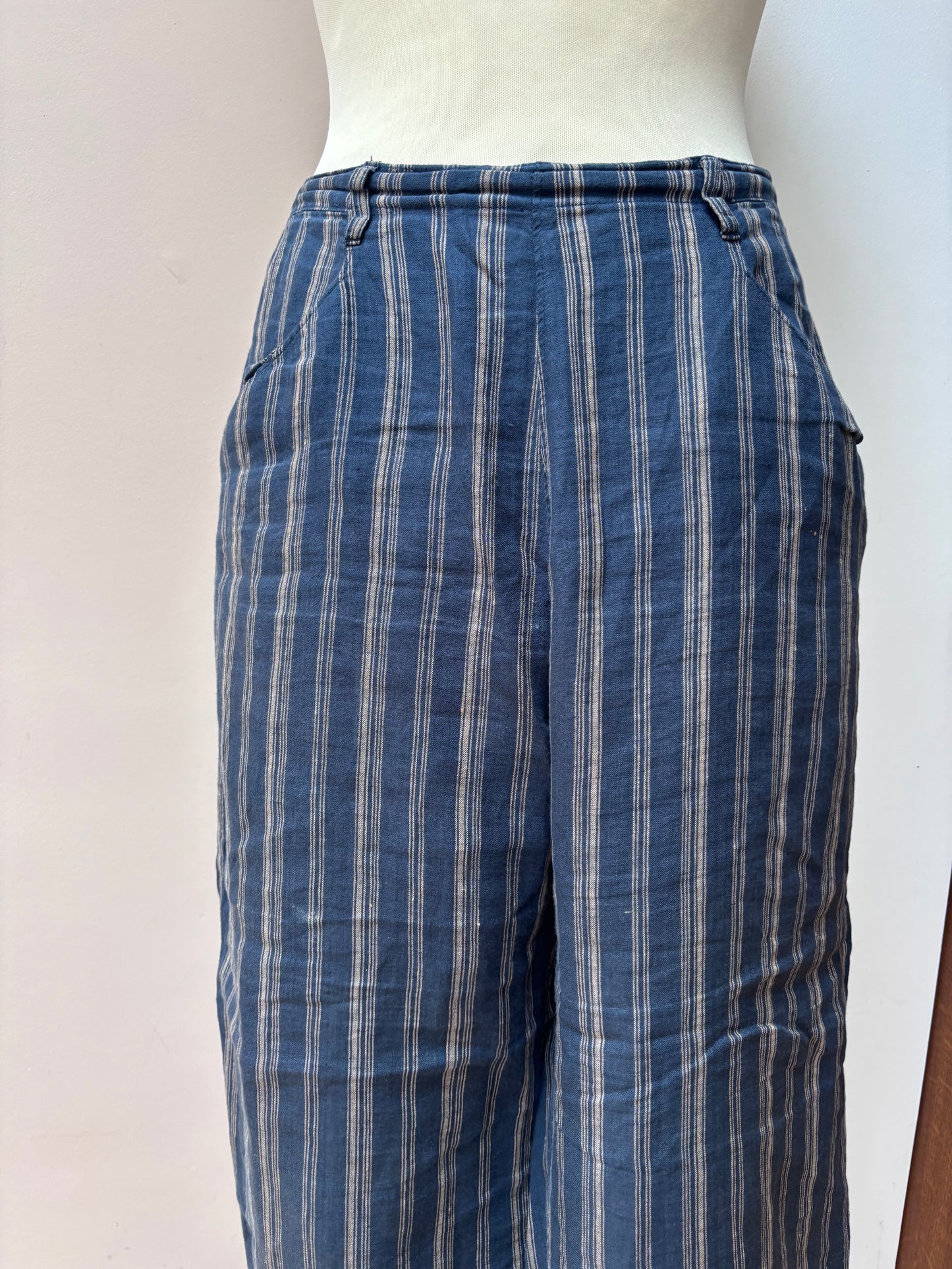 Toast 100% linen cropped striped trousers size 10