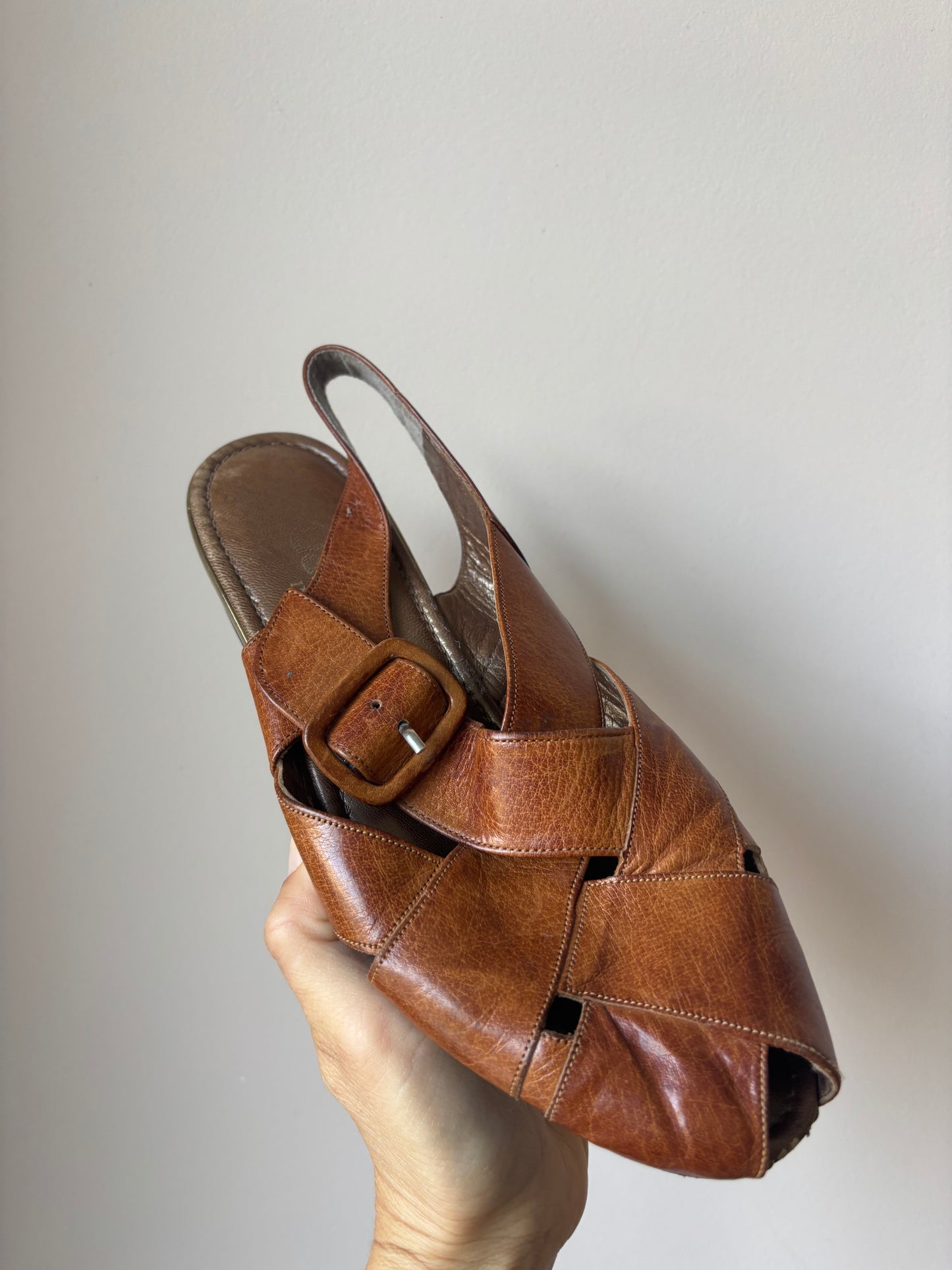 Vintage brown leather shoes size 5