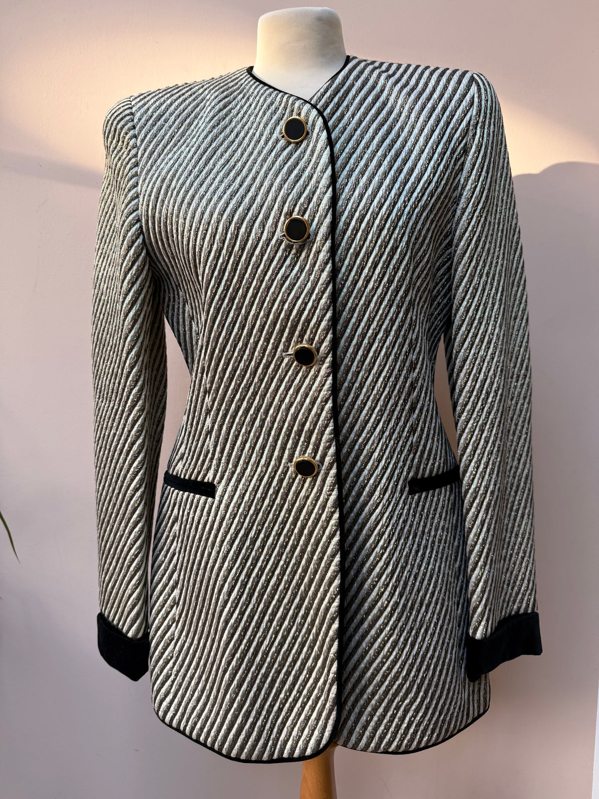 Vintage Escada blazer size 10