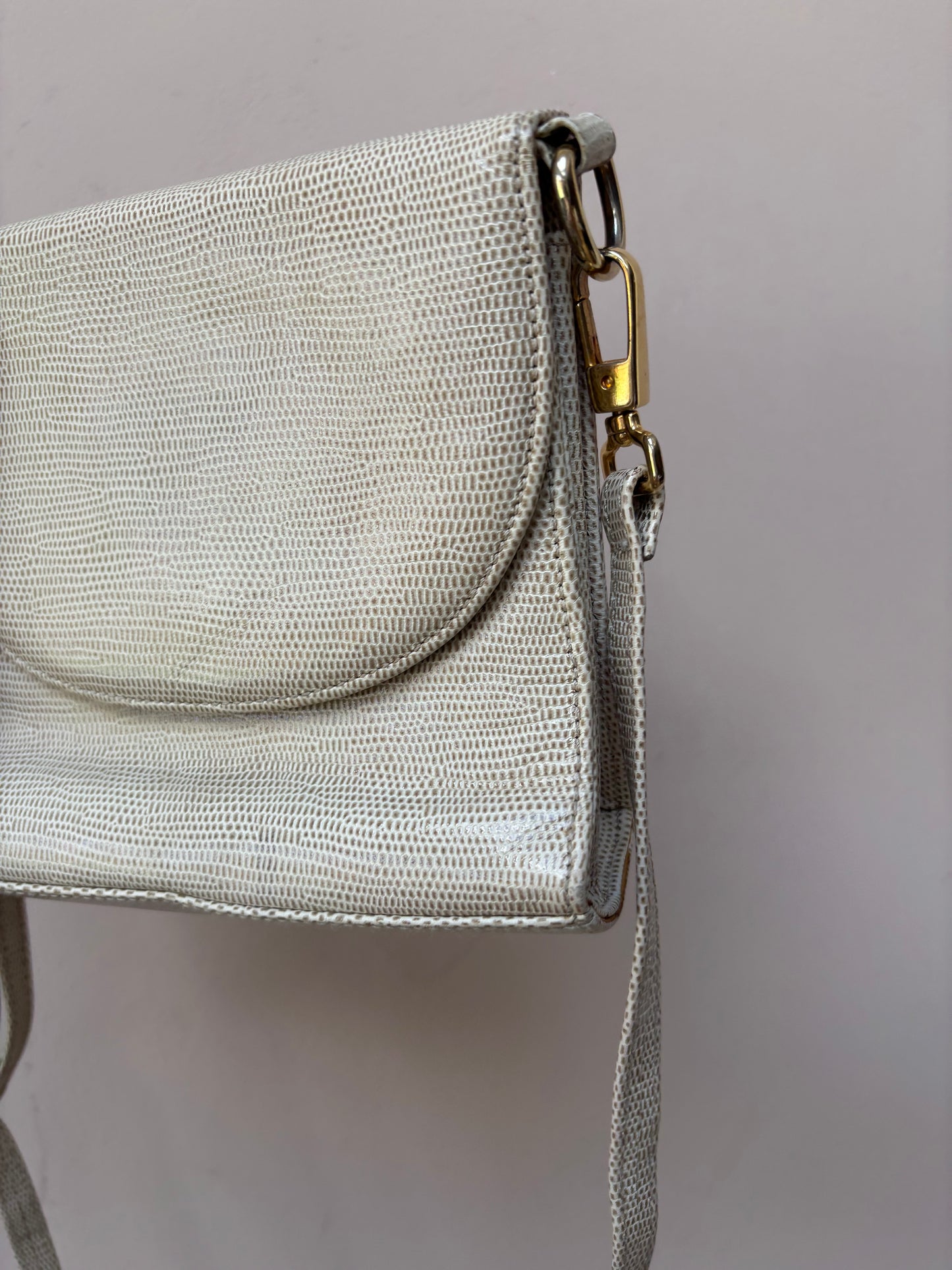 Vintage small cream and gold bag