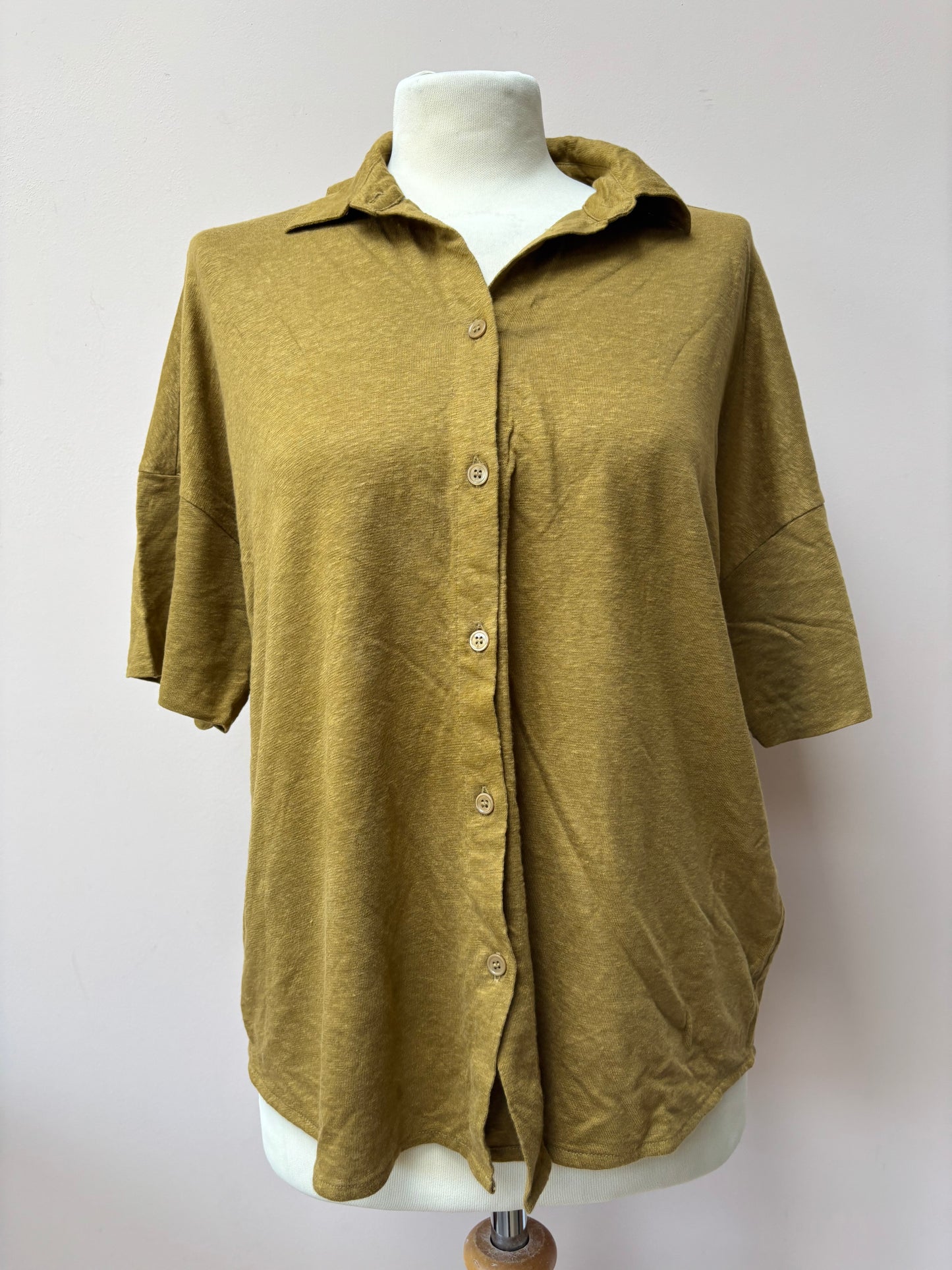 Moss green linen top size 12/14