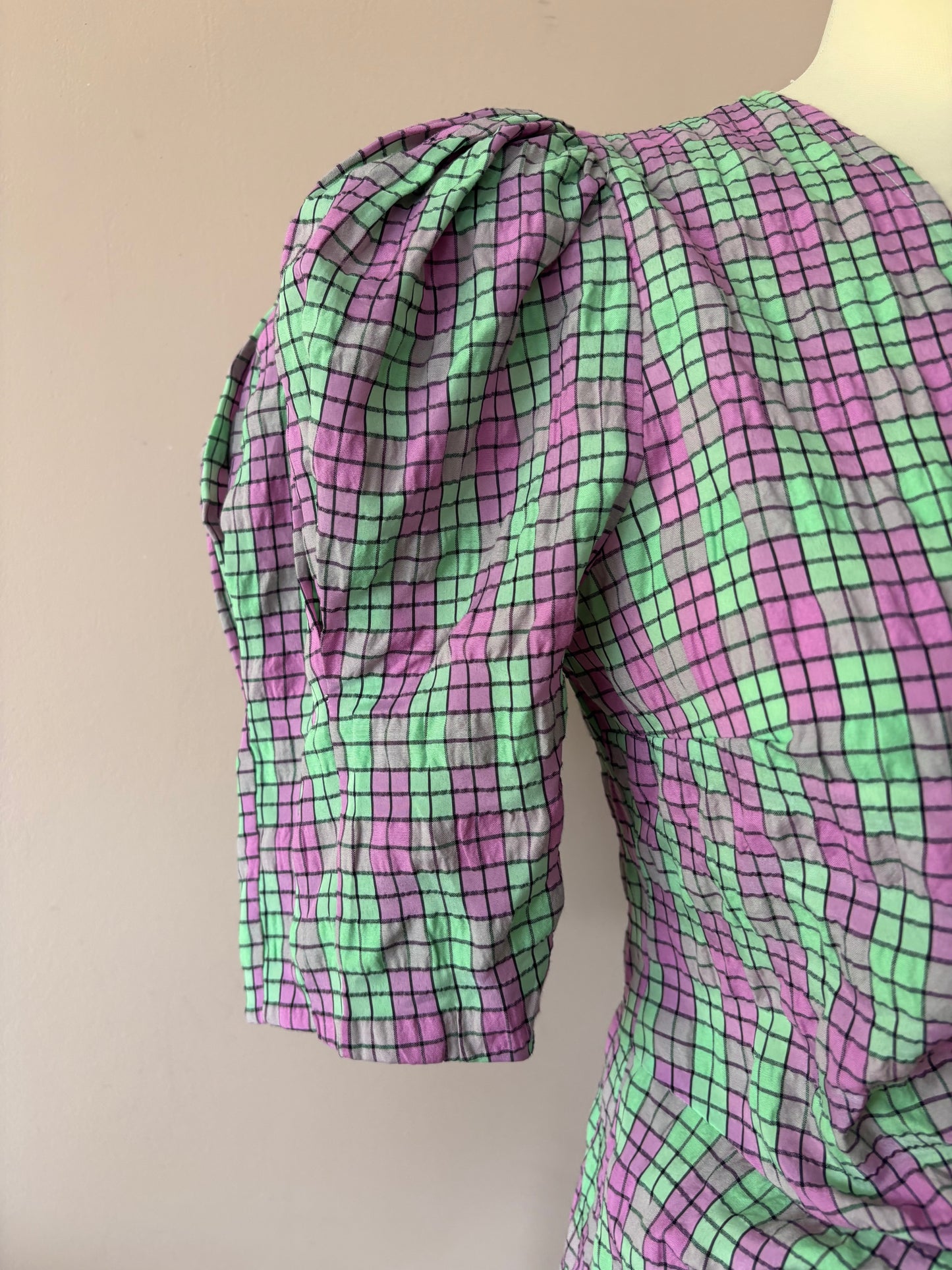 Pink green check puff sleeve dress size Large BNWT