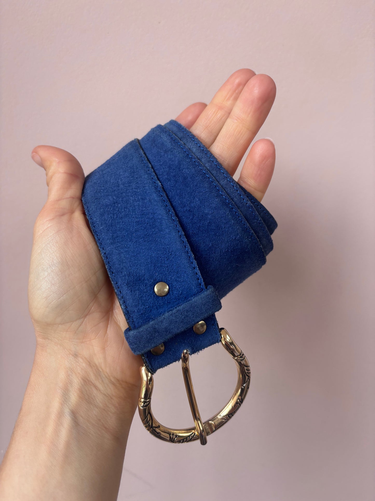 Vintage cobalt blue suede belt size S/M