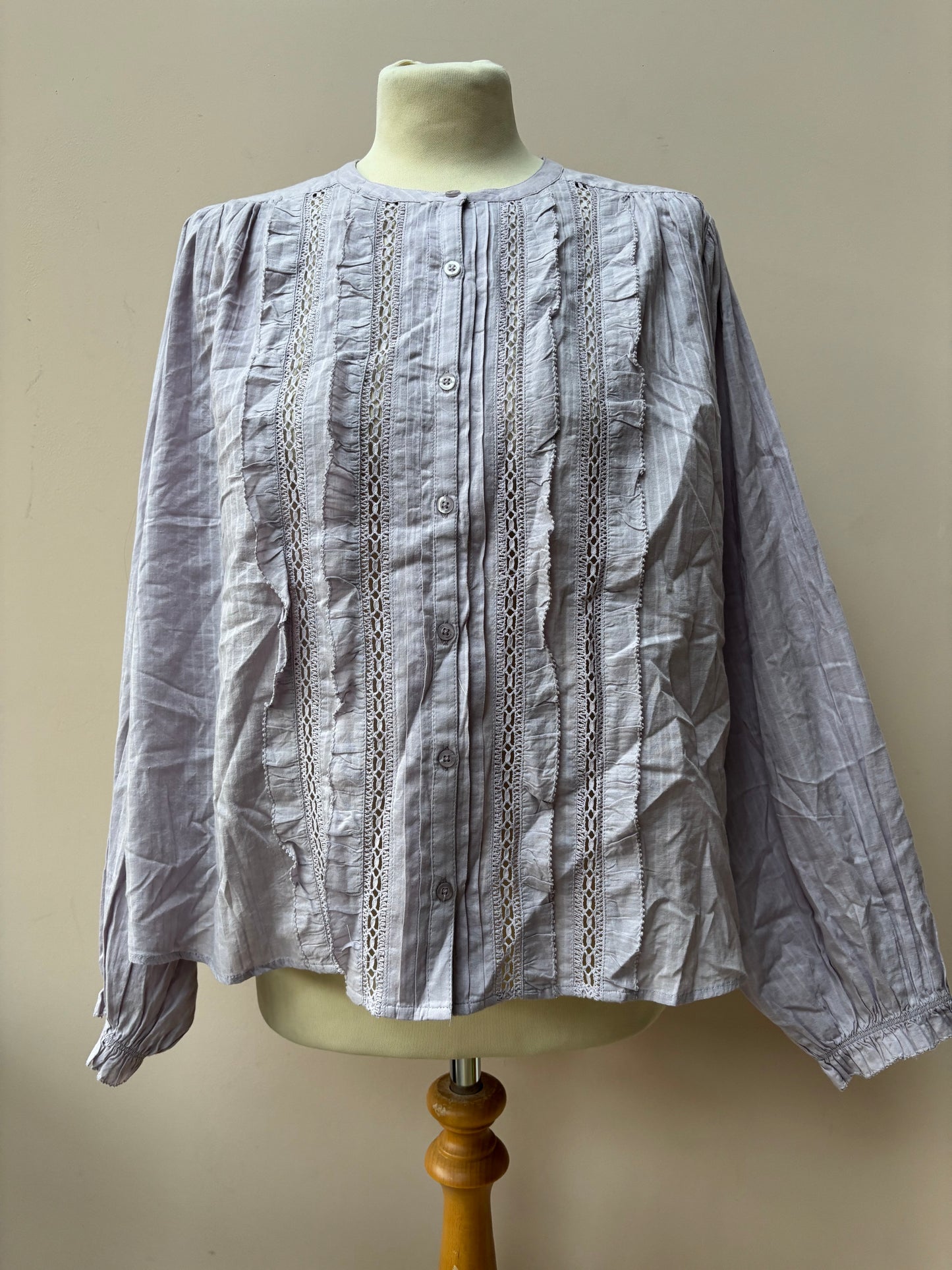 Pale lilac 100% cotton blouse size 8-12