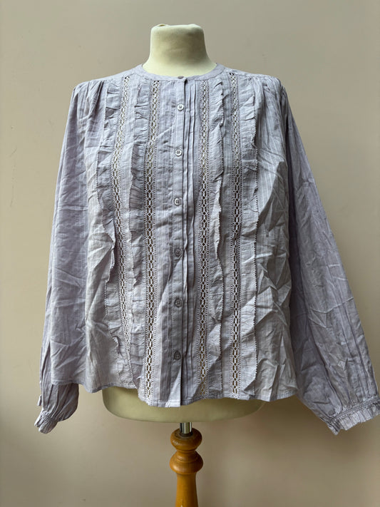 Pale lilac 100% cotton blouse size 8-12
