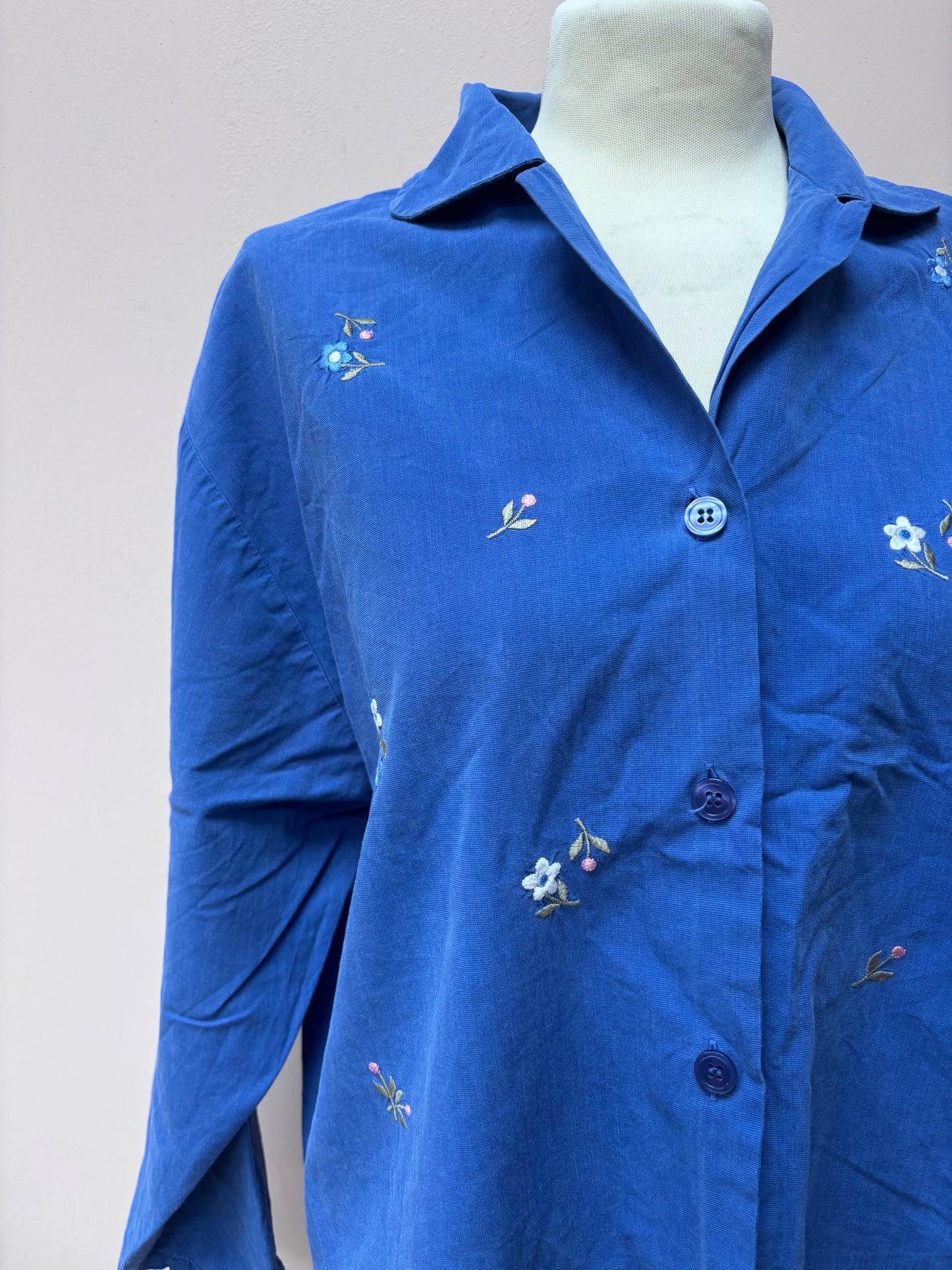 Vintage blue cotton shirt flower embroidery size 10/12