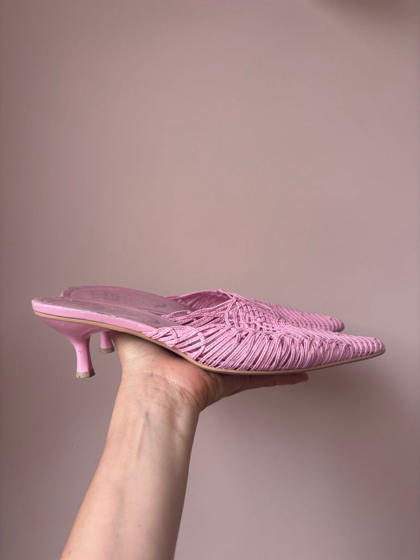 Vintage baby pink woven kitten heels size UK5
