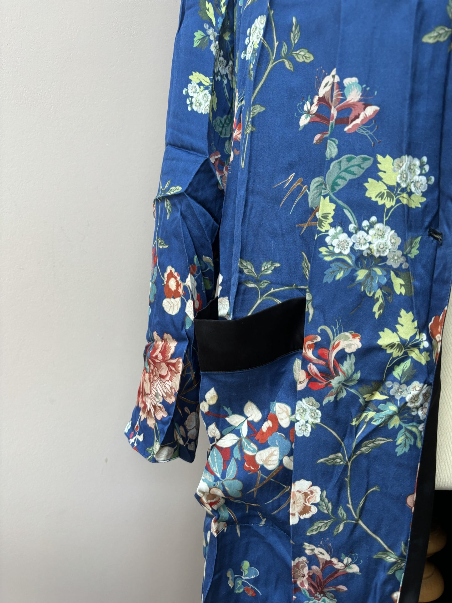 Long blue robe size Small